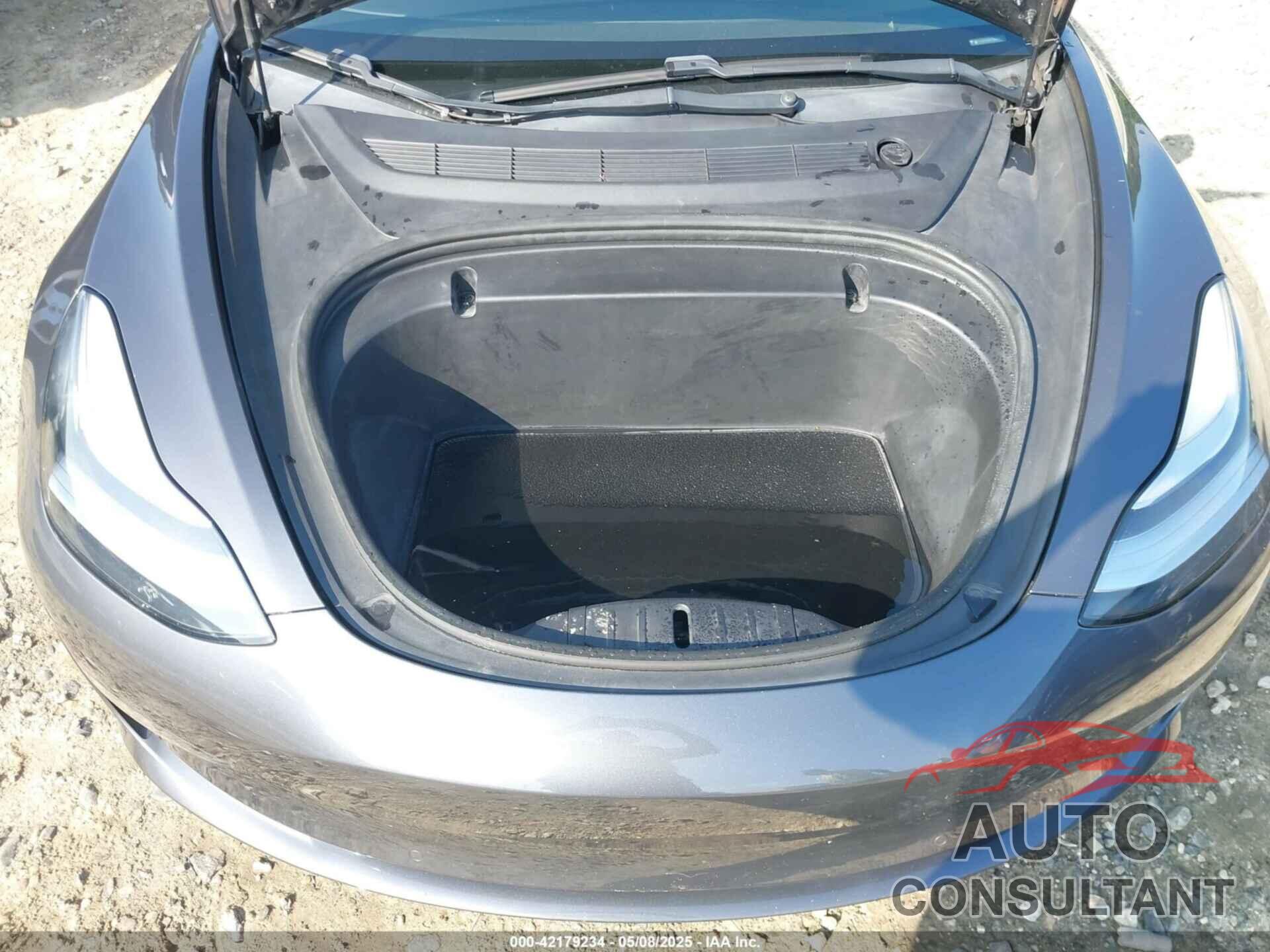TESLA MODEL 3 2019 - 5YJ3E1EB6KF386474