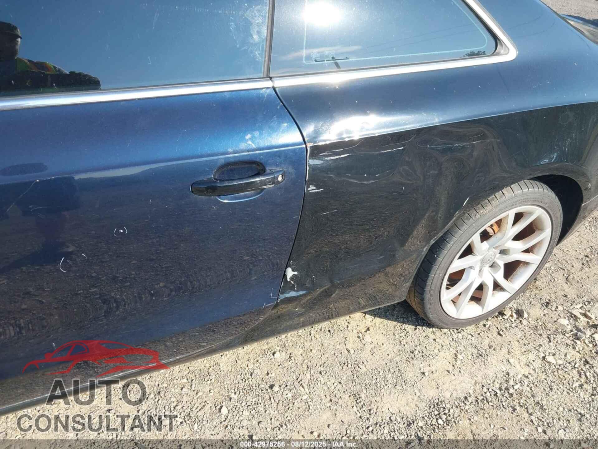 AUDI A5 2012 - WAURFAFR0CA013800