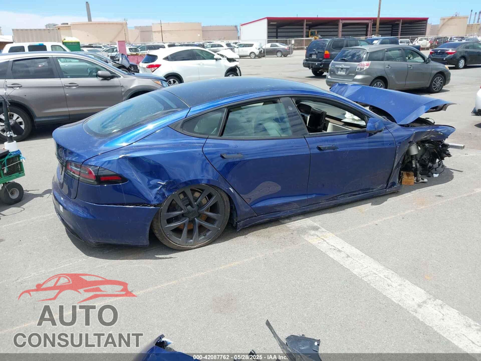 TESLA MODEL S 2023 - 5YJSA1E56PF500871