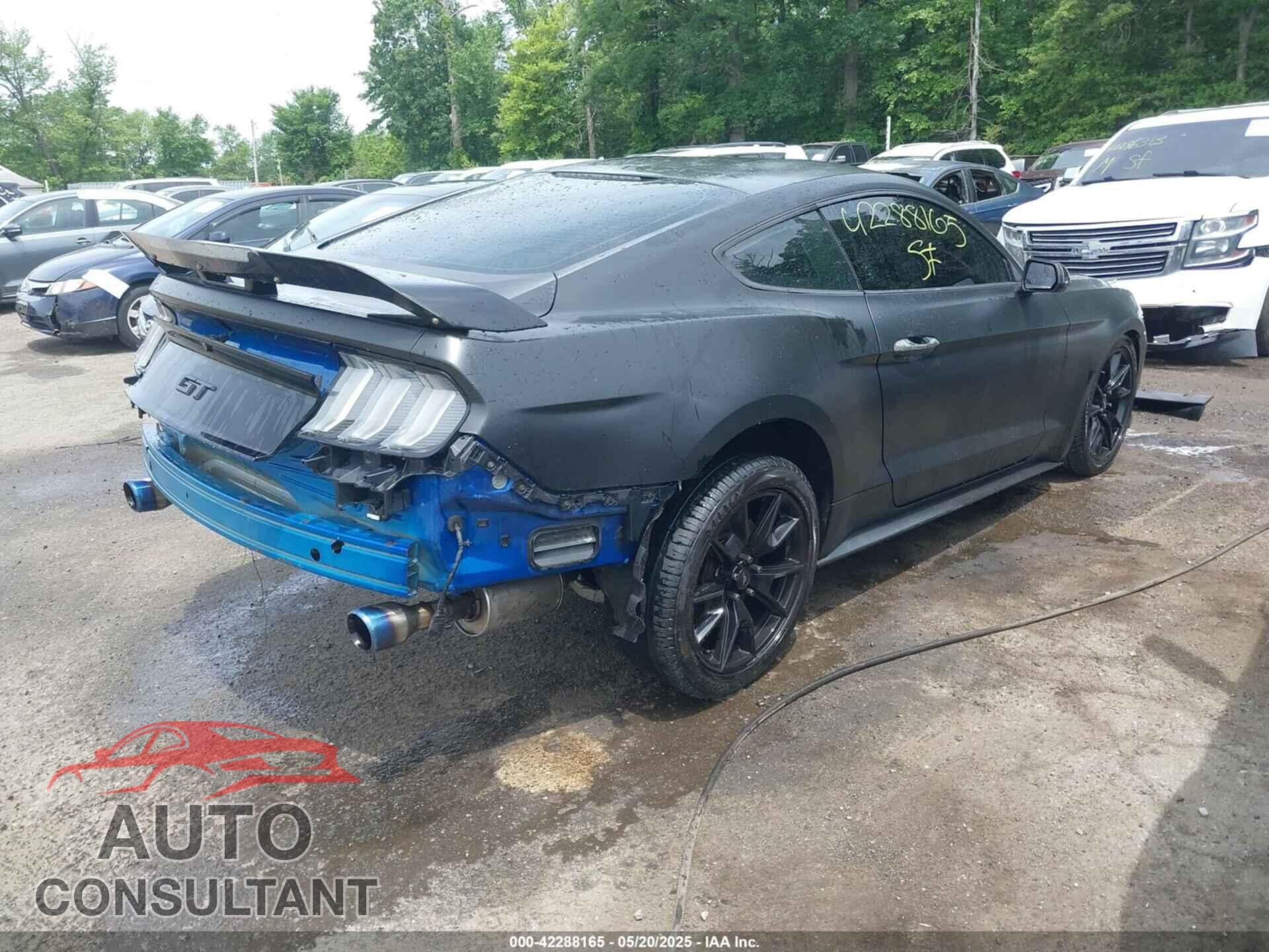 FORD MUSTANG 2017 - 1FA6P8CF7H5228635