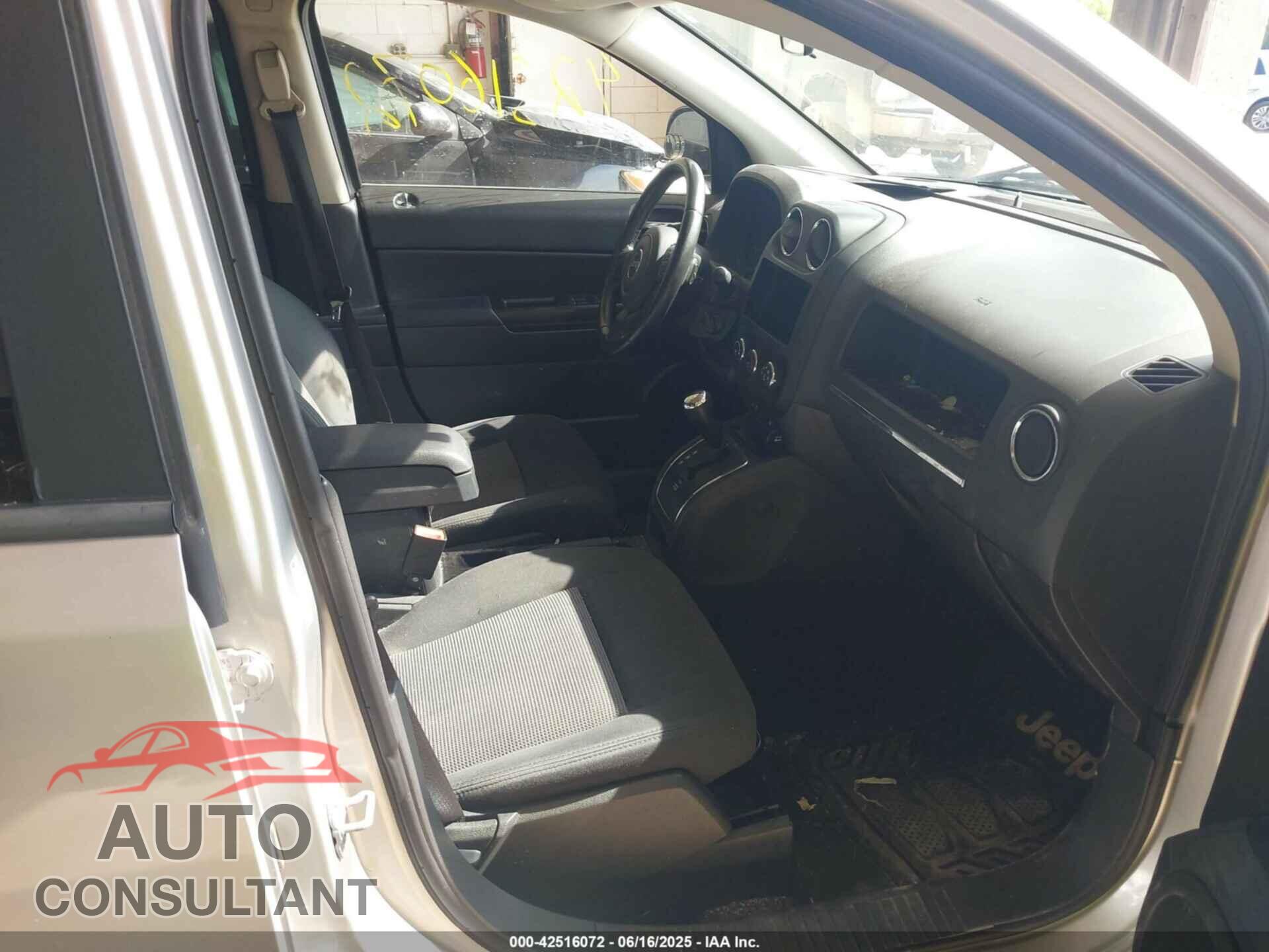 JEEP COMPASS 2011 - 1J4NT1FB3BD264413