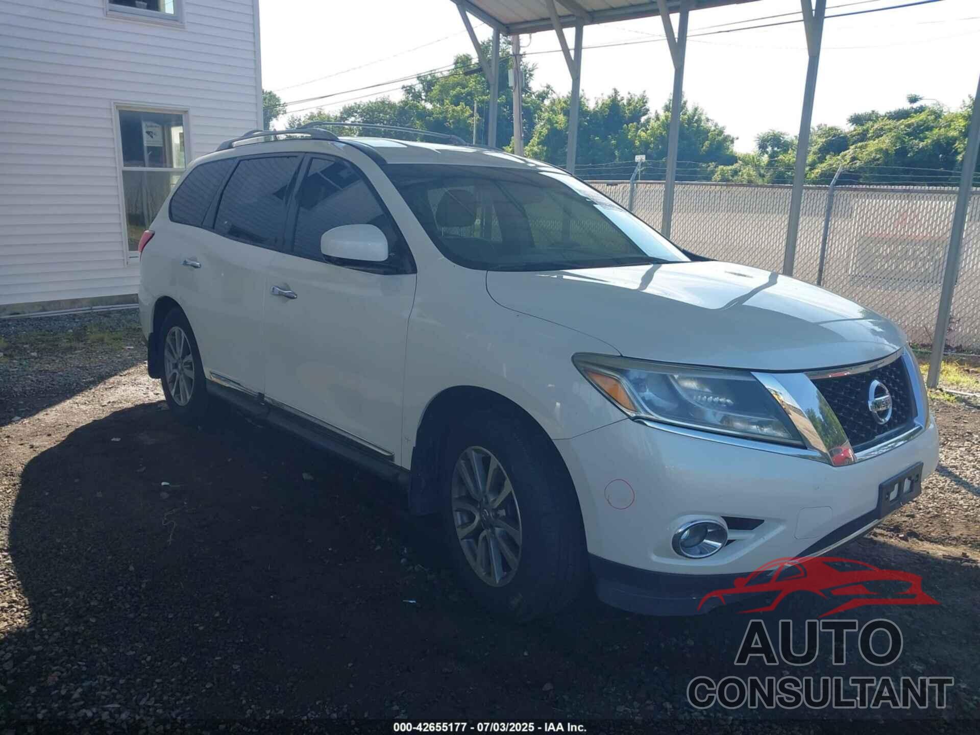NISSAN PATHFINDER 2015 - 5N1AR2MM0FC627092