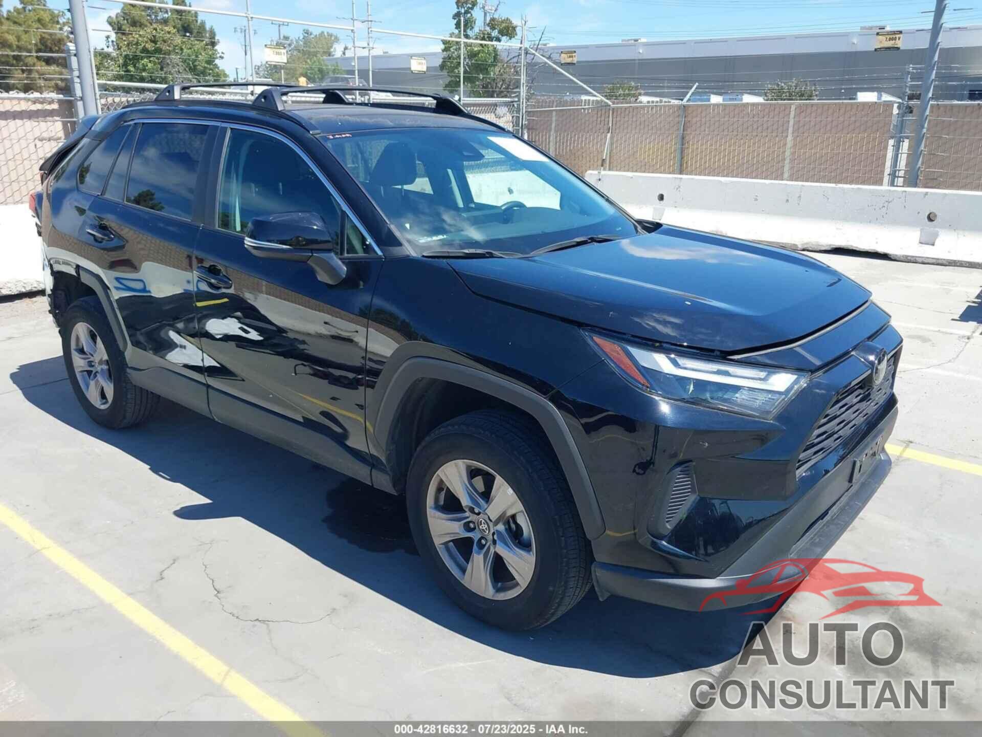 TOYOTA RAV4 2023 - 2T3W1RFV4PW275732