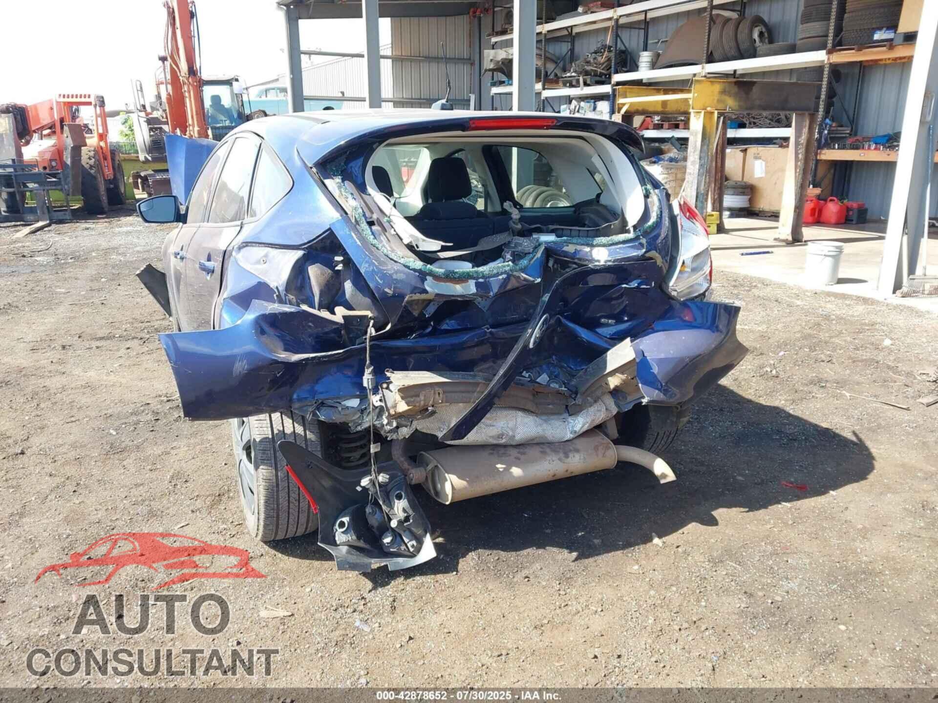 FORD FOCUS 2012 - 1FAHP3K26CL155451