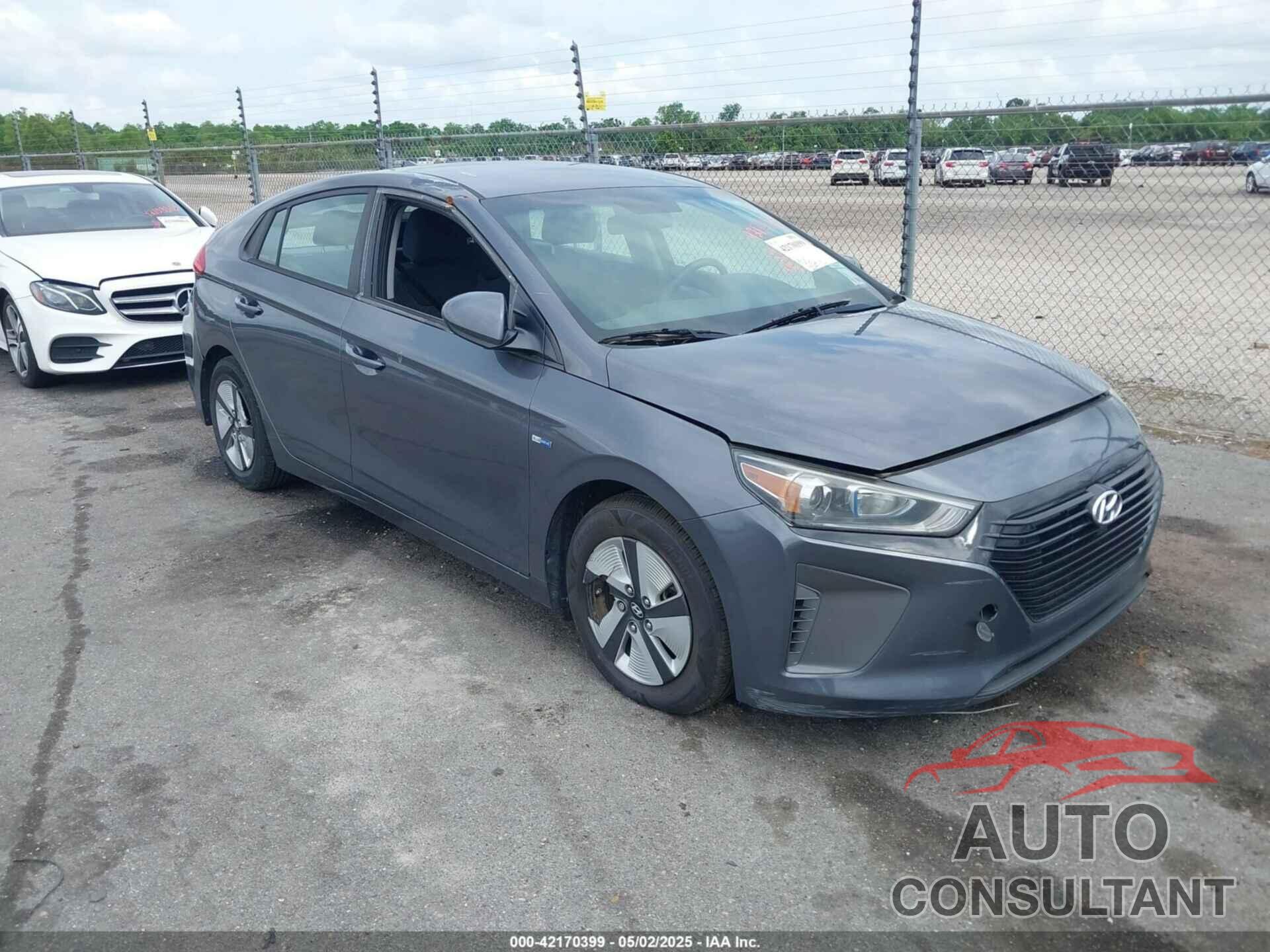 HYUNDAI IONIQ HYBRID 2018 - KMHC65LC9JU077745