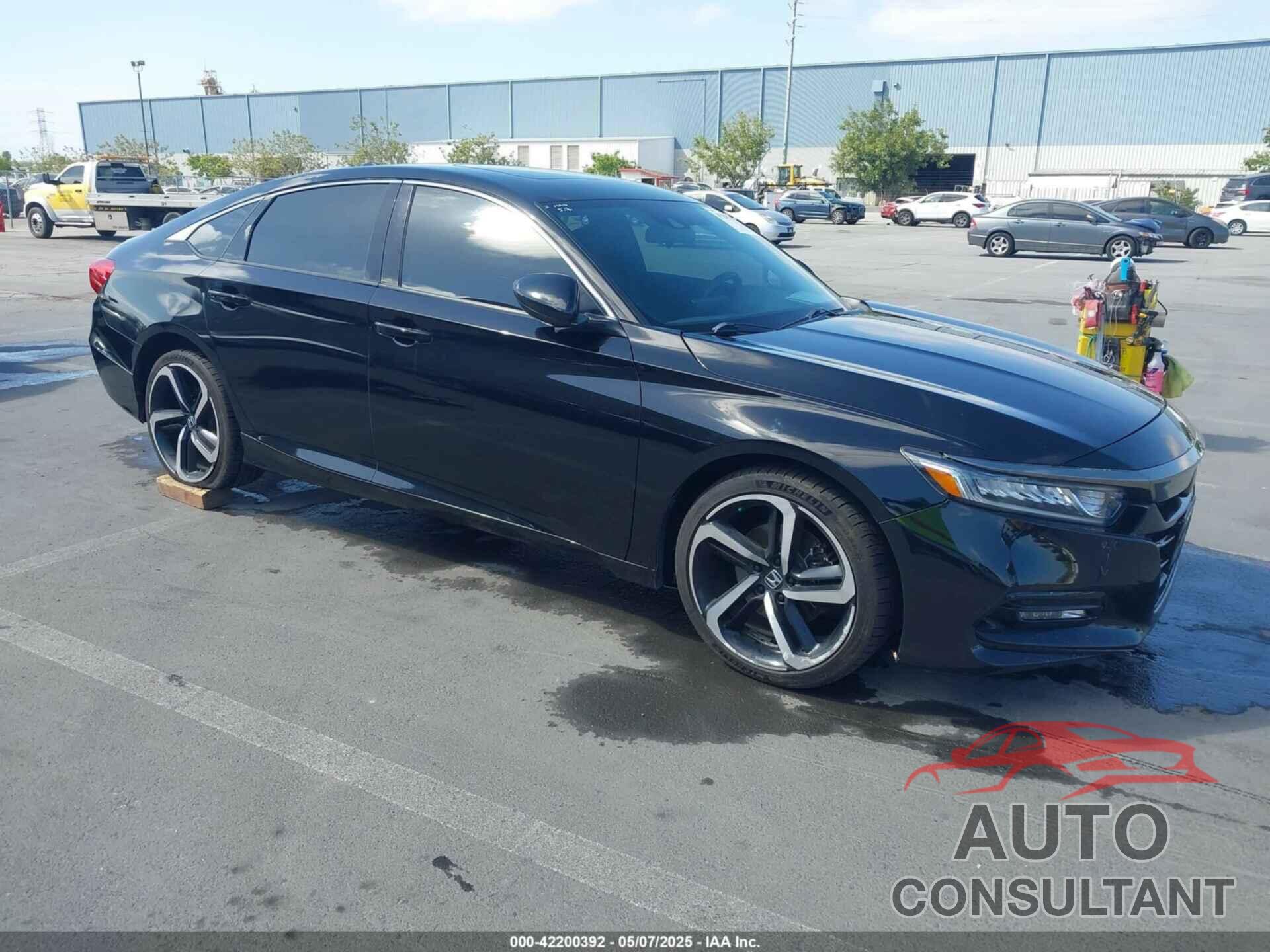HONDA ACCORD 2018 - 1HGCV2F31JA004700