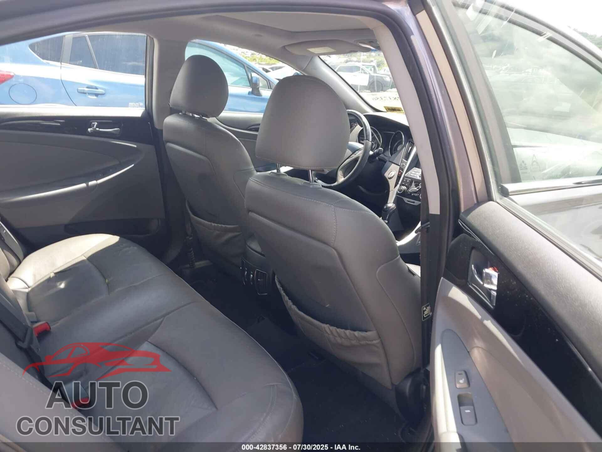 HYUNDAI SONATA 2012 - 5NPEC4AB1CH384284