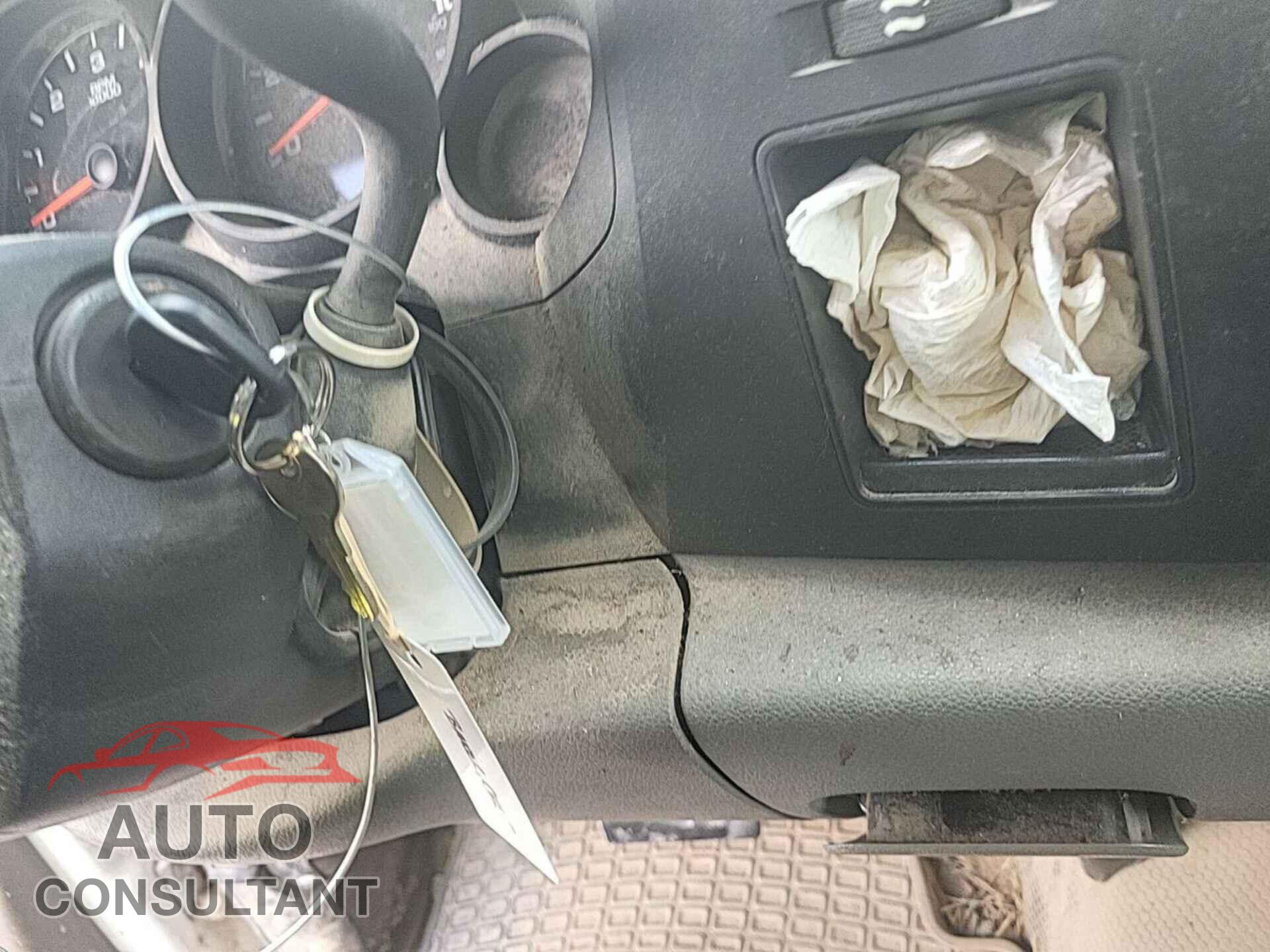 CHEVROLET SILVERADO 2012 - 1GCNCPEX2CZ332517
