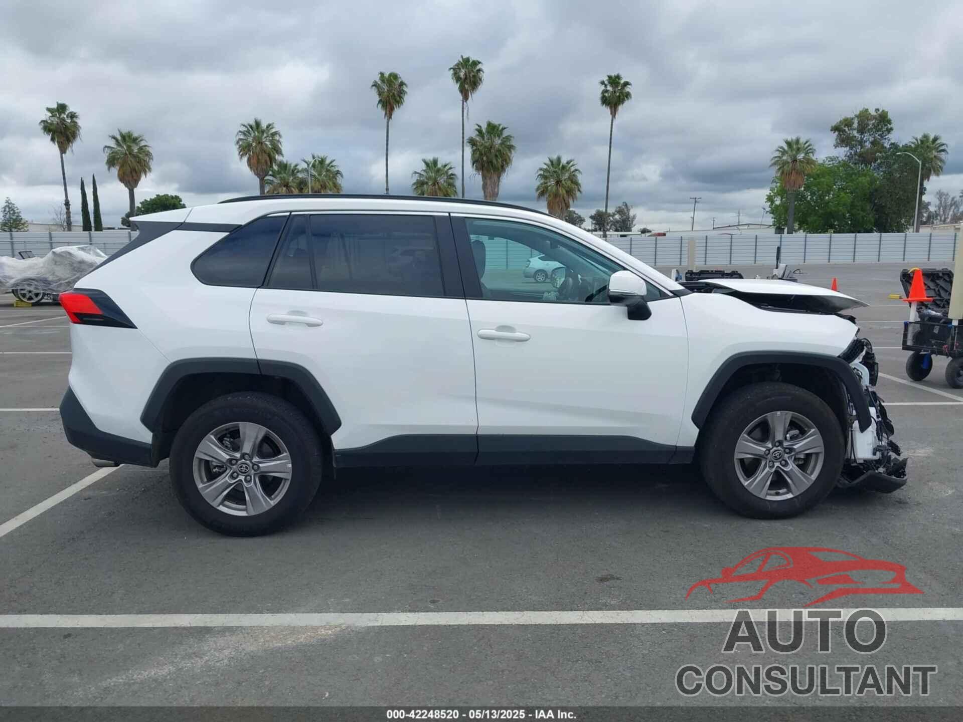 TOYOTA RAV4 2022 - 2T3P1RFV6NW315780