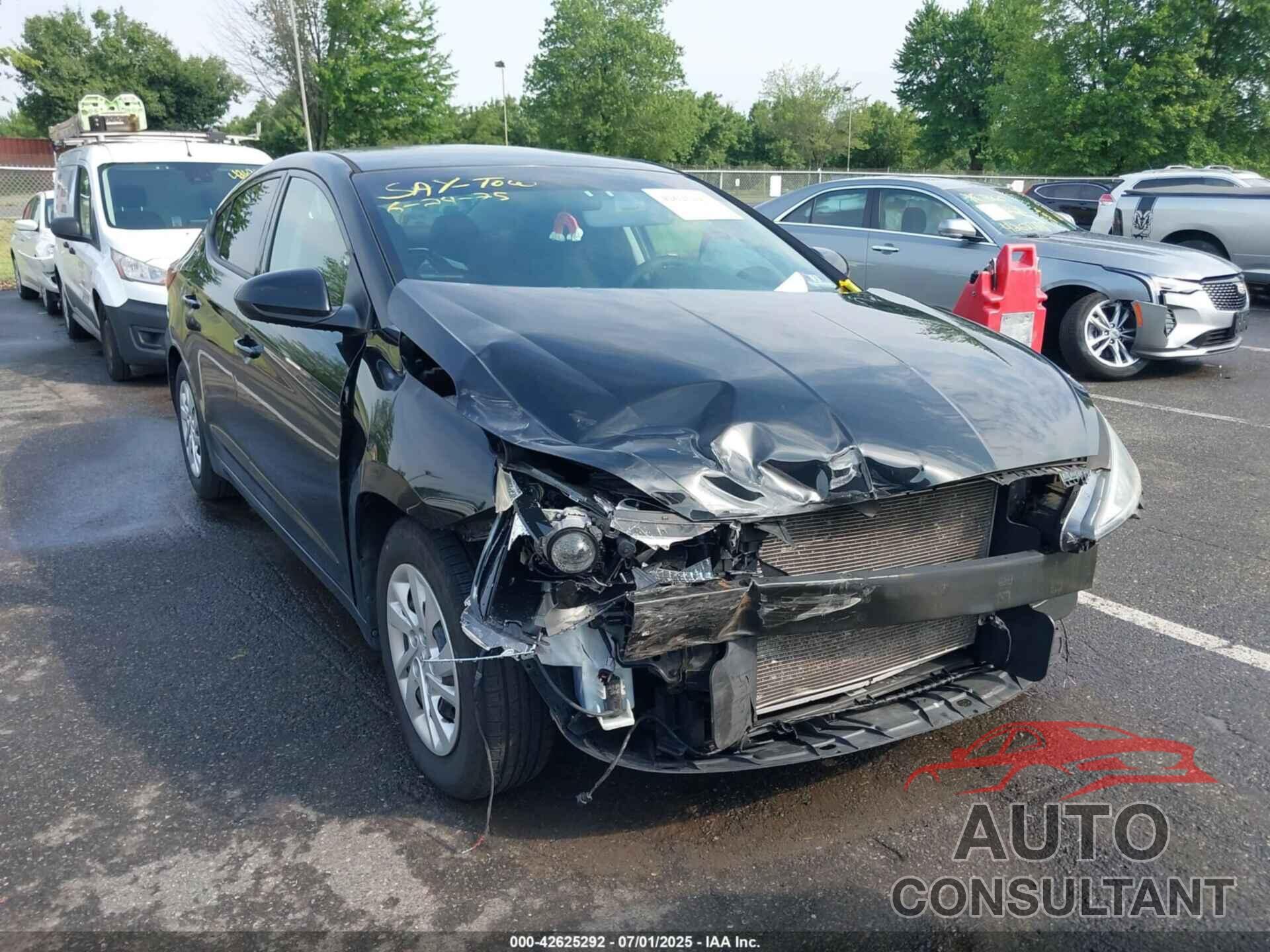 HYUNDAI ELANTRA 2019 - 5NPD74LF6KH434112