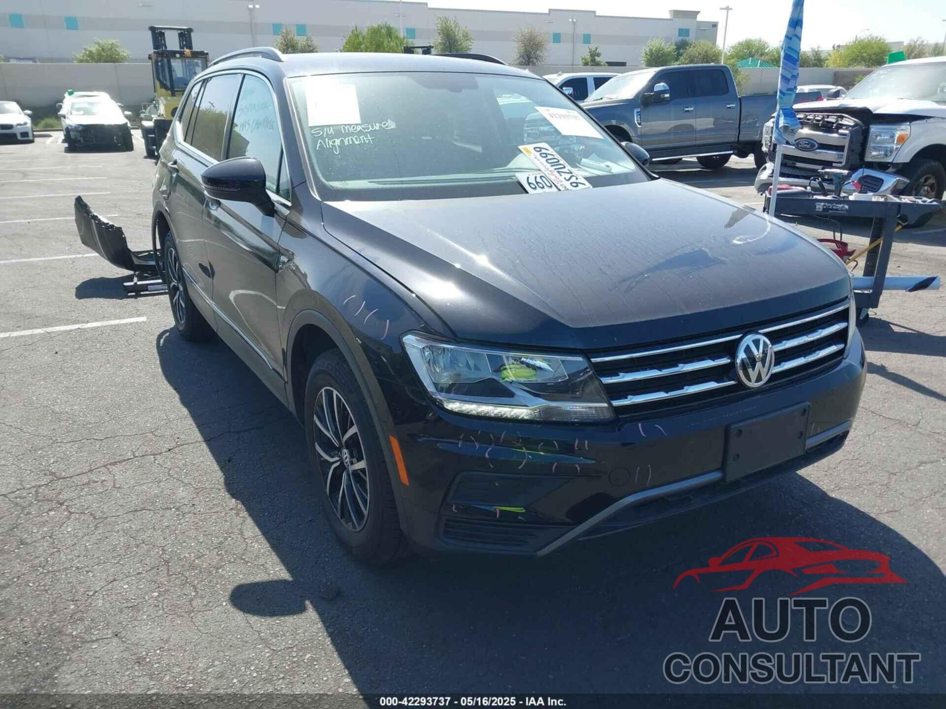 VOLKSWAGEN TIGUAN 2021 - 3VV3B7AX8MM158344