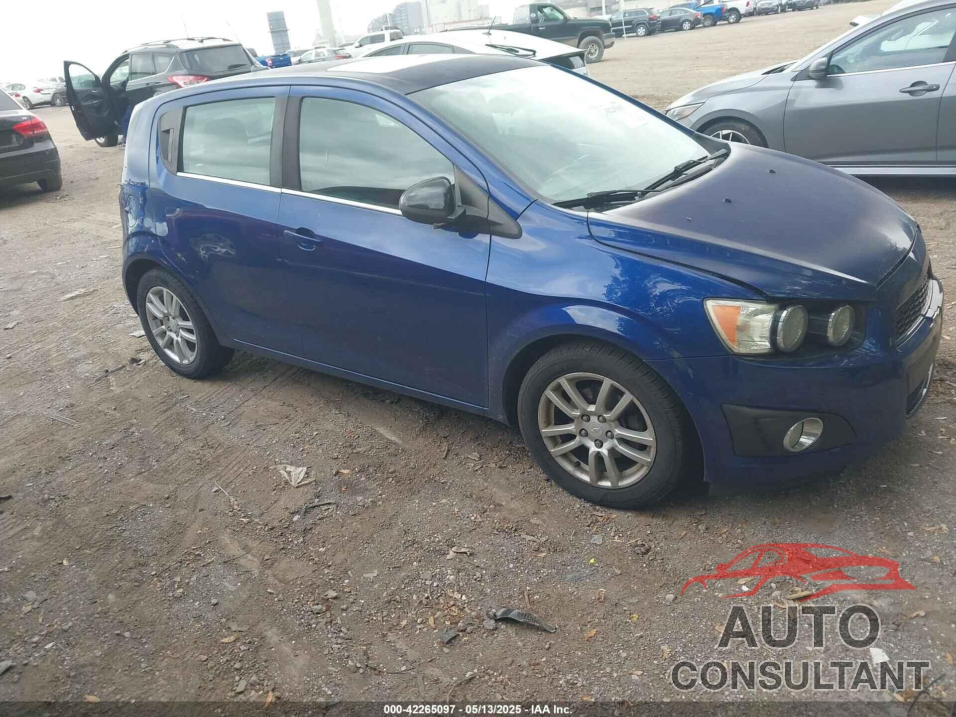 CHEVROLET SONIC 2014 - 1G1JC6SB6E4227540