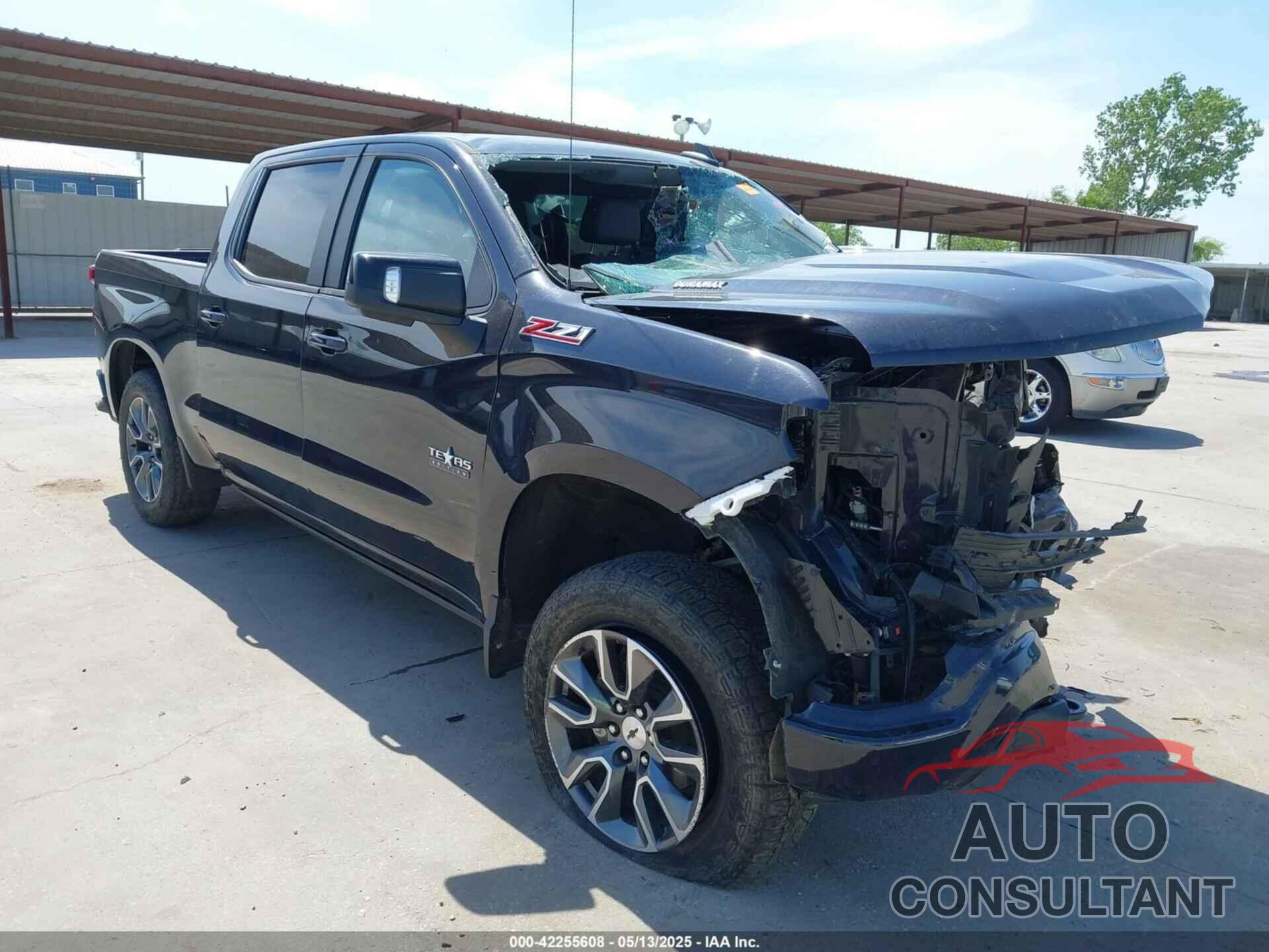CHEVROLET SILVERADO 1500 2022 - 1GCUDEET2NZ520287