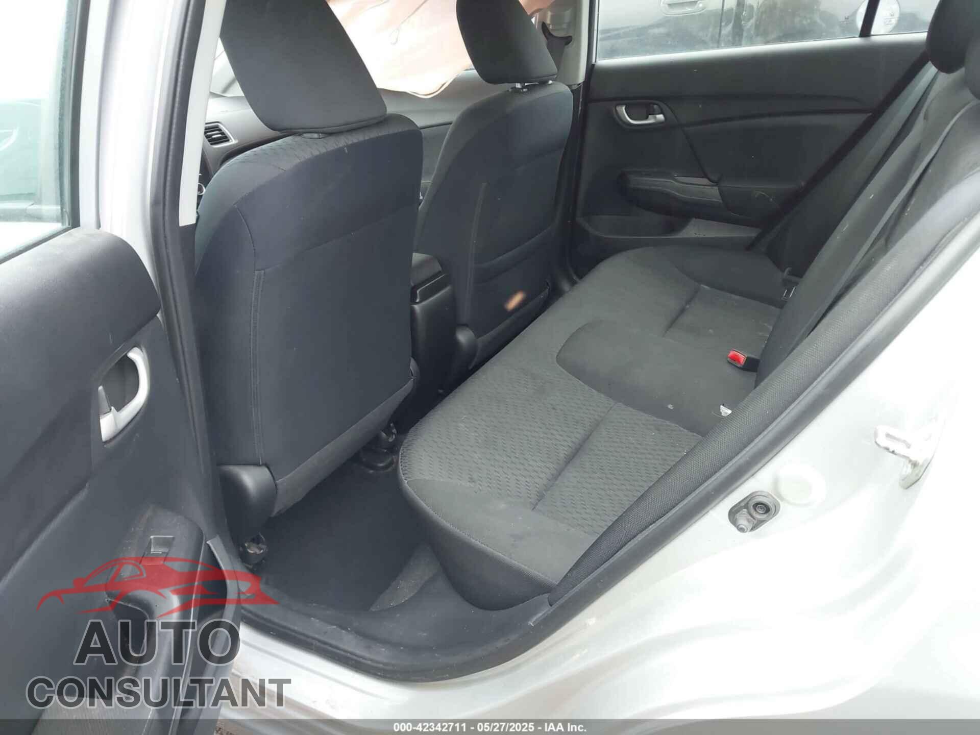 HONDA CIVIC 2015 - 2HGFB2F57FH532600