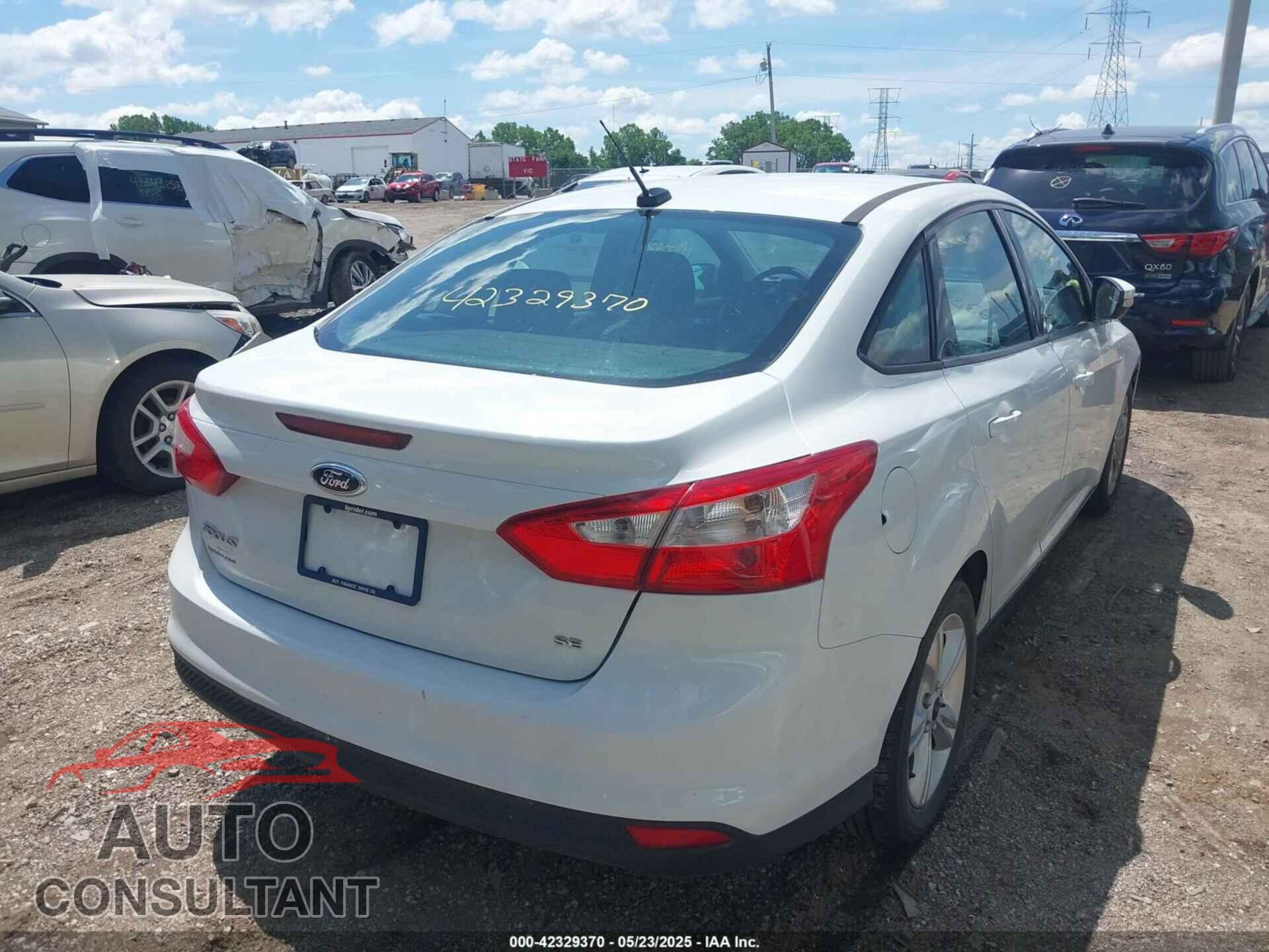 FORD FOCUS 2014 - 1FADP3F27EL128559