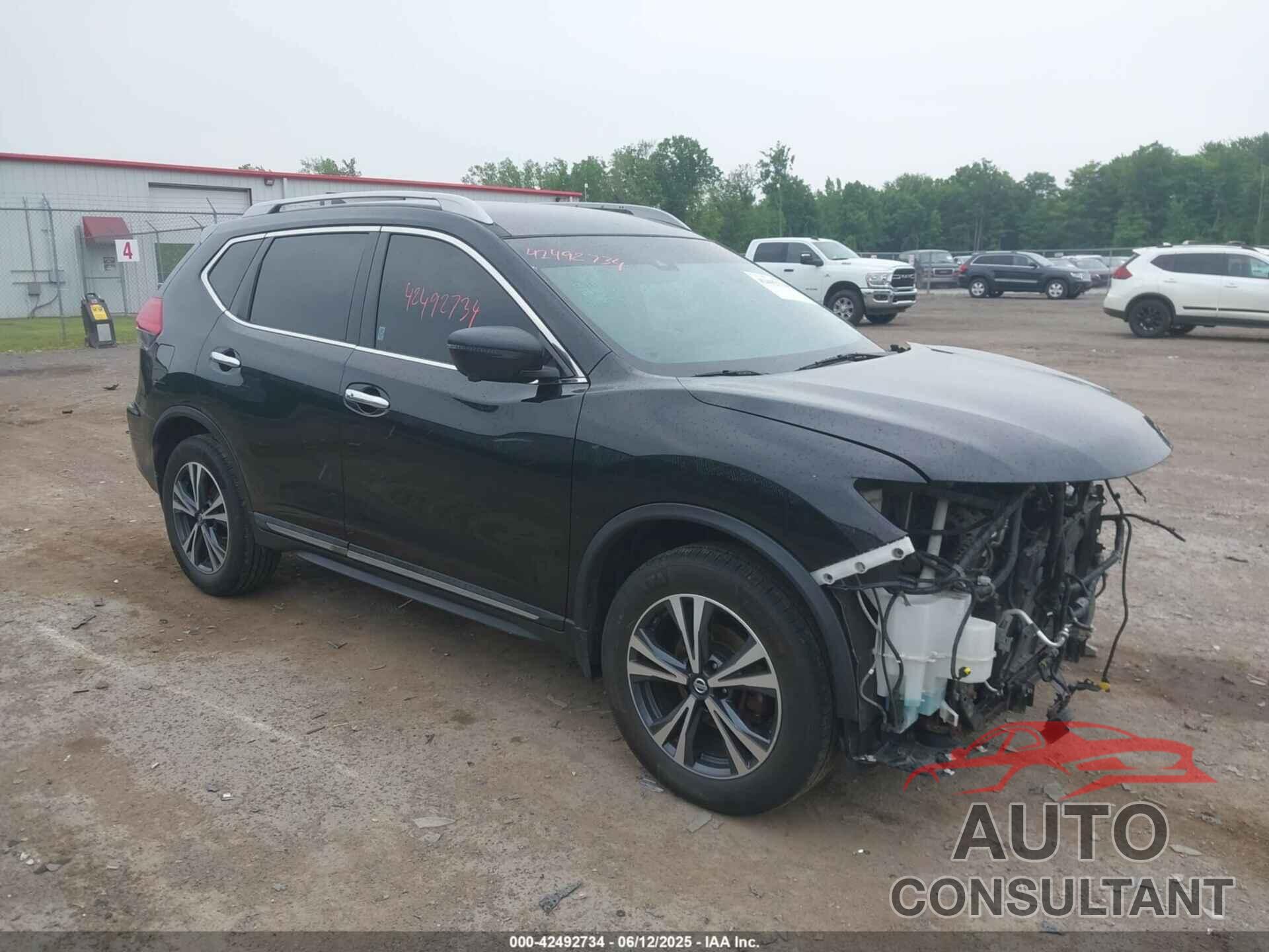 NISSAN ROGUE 2017 - 5N1AT2MV7HC838285