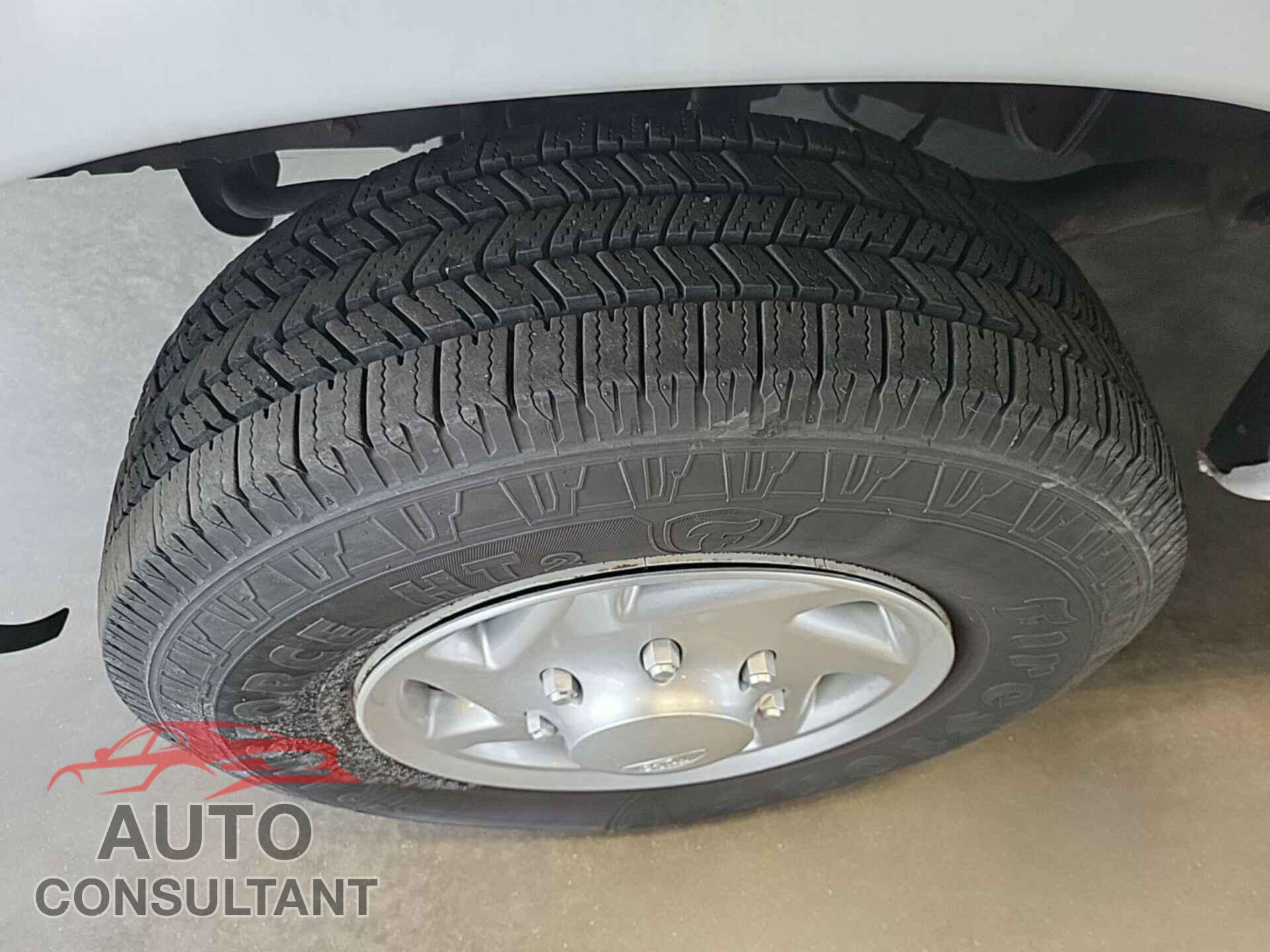 FORD ECONOLINE 2011 - 1FTSE3ES8BDA21213