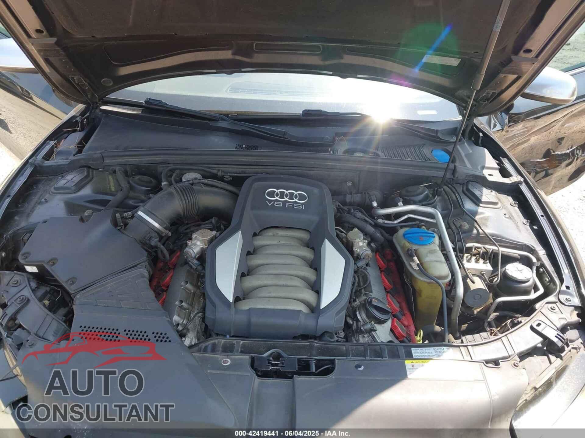 AUDI S5 2011 - WAUCVAFR4BA044801
