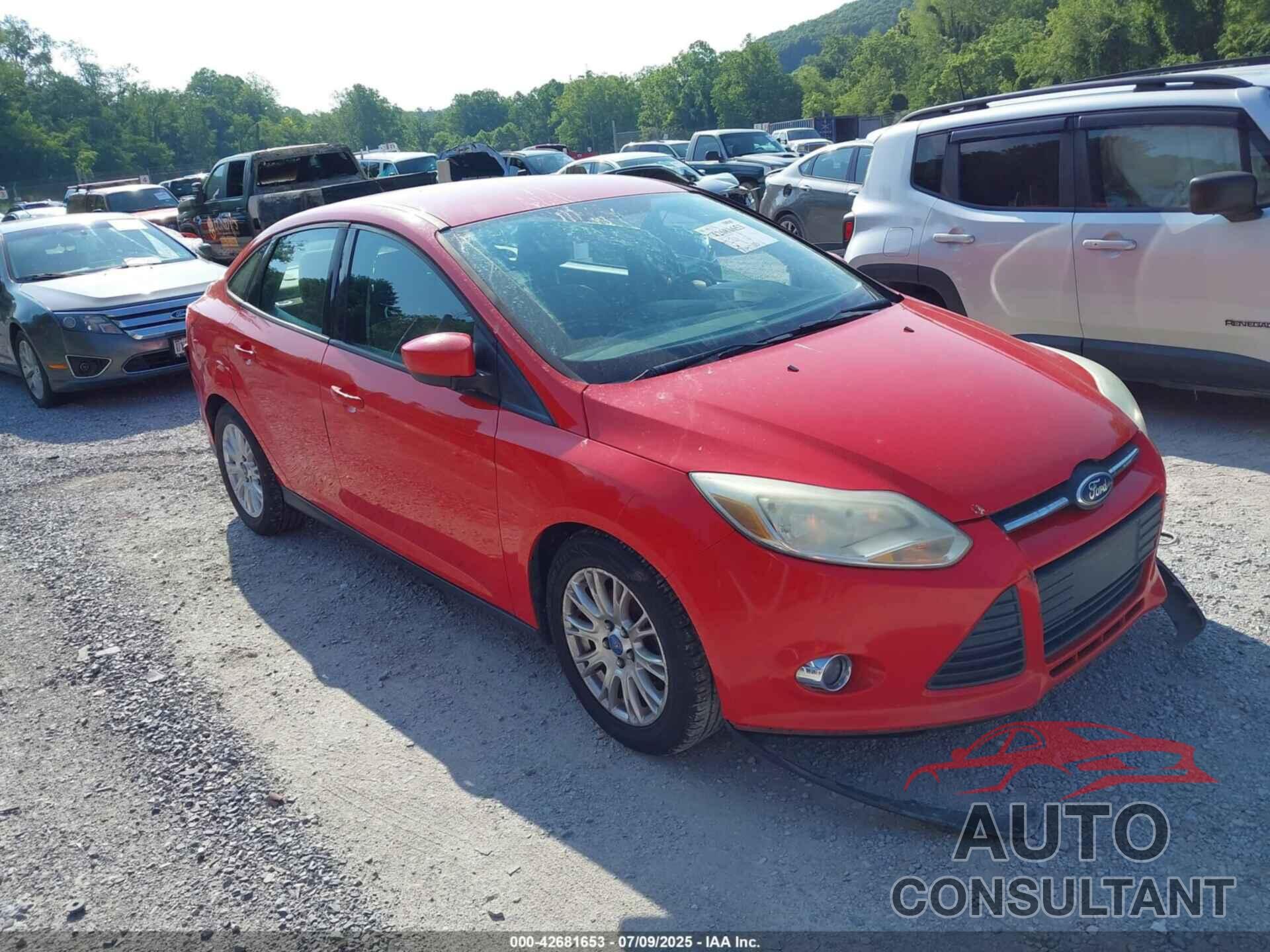 FORD FOCUS 2012 - 1FAHP3F27CL107368