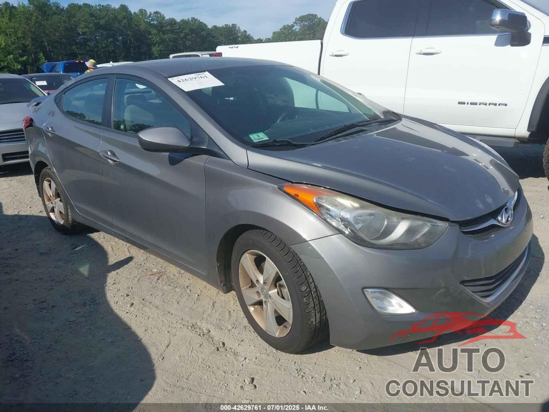 HYUNDAI ELANTRA 2013 - 5NPDH4AE5DH217581