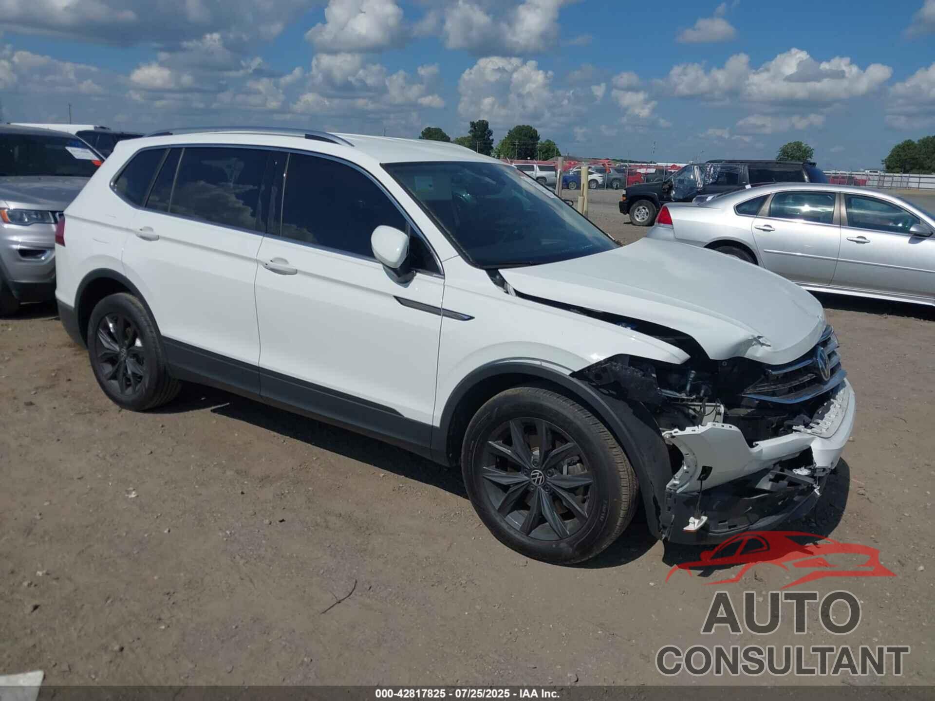 VOLKSWAGEN TIGUAN 2024 - 3VV3B7AX2RM043911