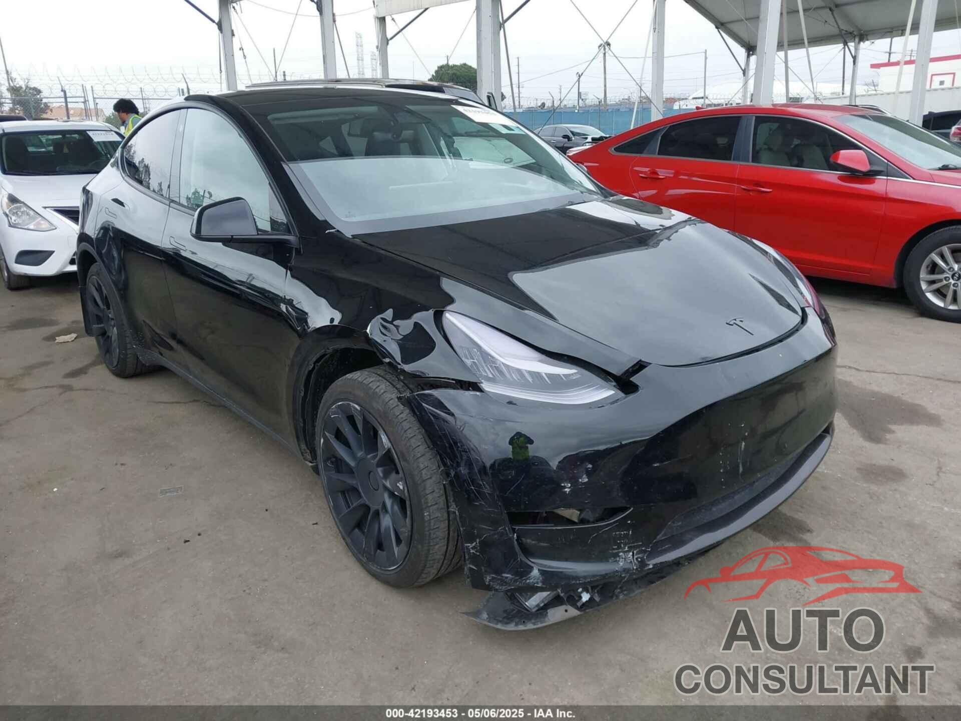 TESLA MODEL Y 2023 - 7SAYGDEE8PA051798
