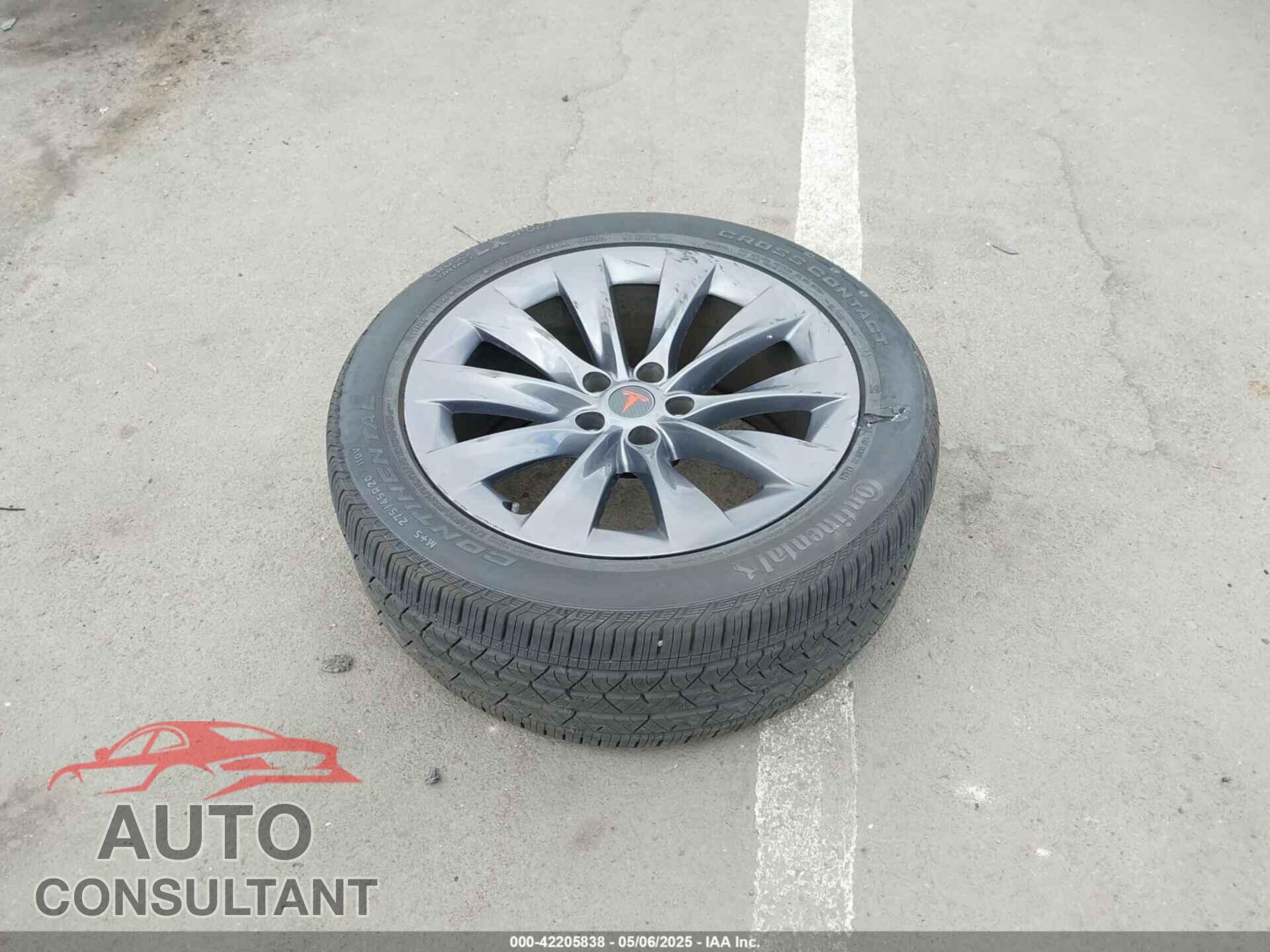 TESLA MODEL X 2018 - 5YJXCBE29JF126629
