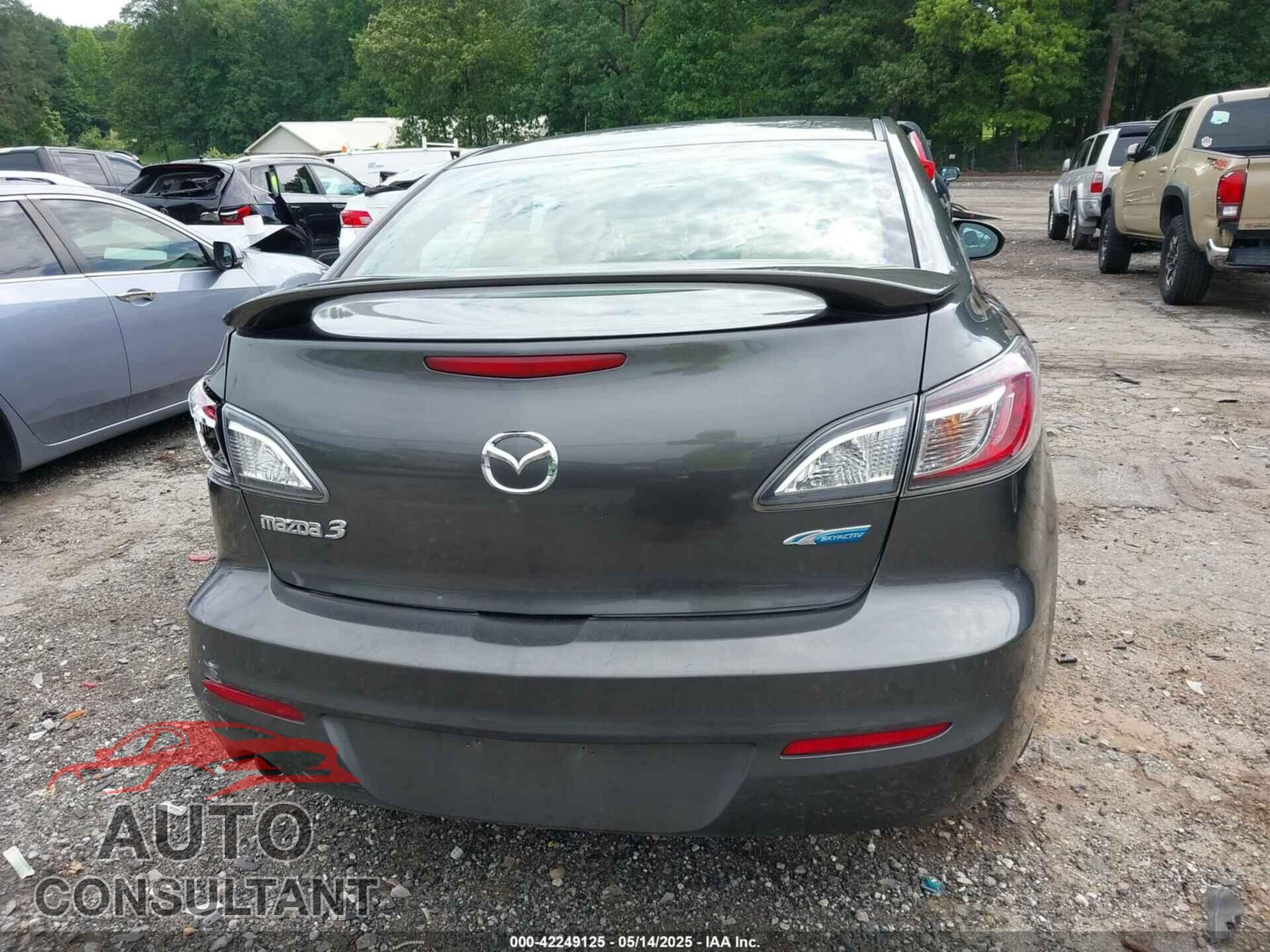 MAZDA MAZDA3 2012 - JM1BL1V75C1665809