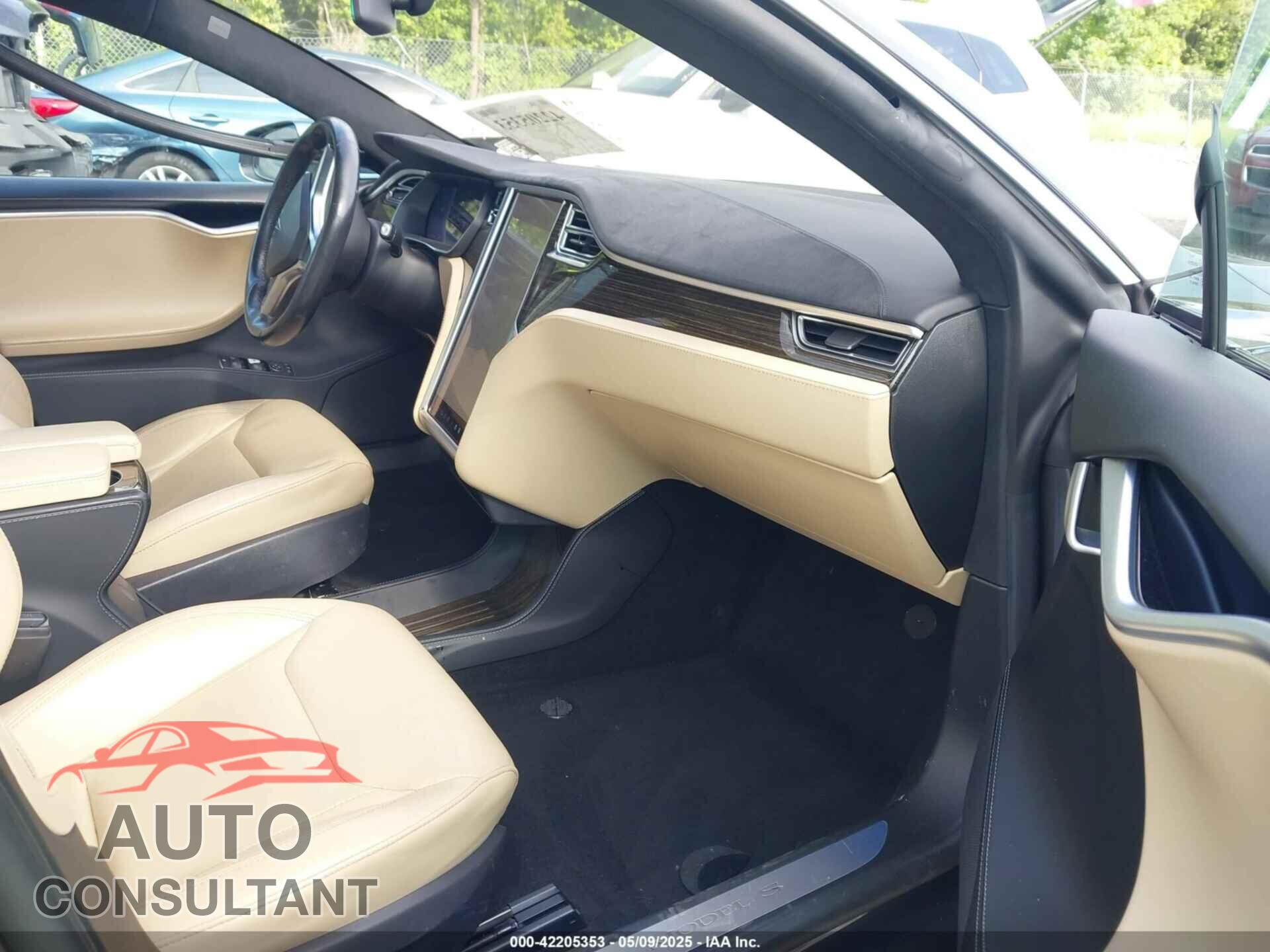 TESLA MODEL S 2016 - 5YJSA1E25GF131491