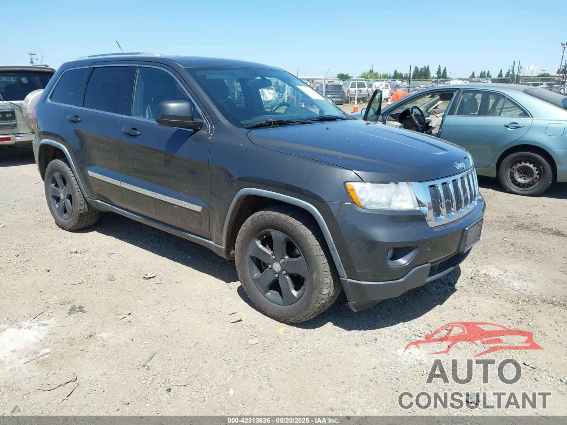 JEEP GRAND CHEROKEE 2011 - 1J4RR4GG7BC715778