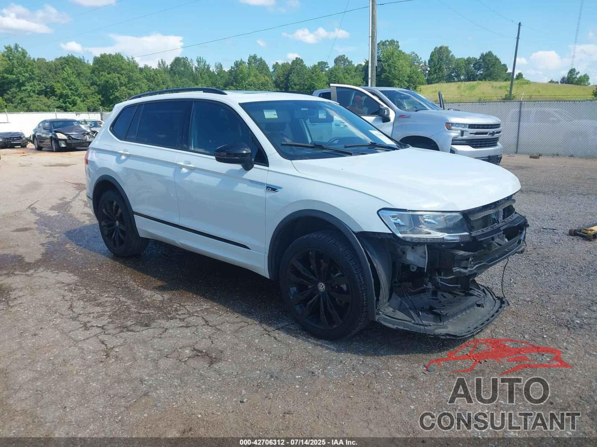 VOLKSWAGEN TIGUAN 2021 - 3VV3B7AX2MM108894