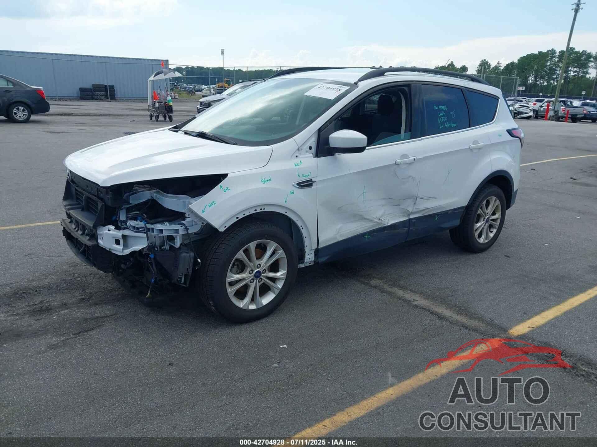 FORD ESCAPE 2018 - 1FMCU0GD2JUB47551