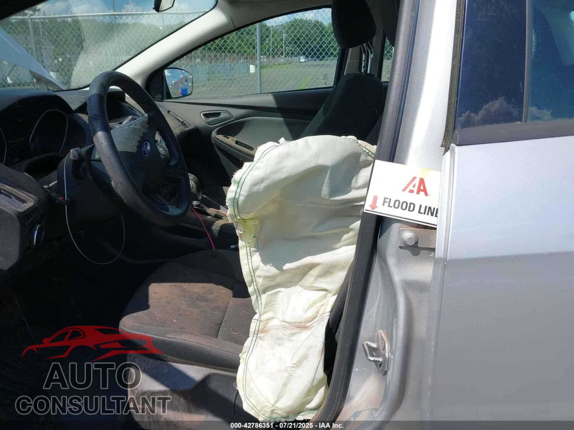 FORD FOCUS 2012 - 1FAHP3E26CL307286