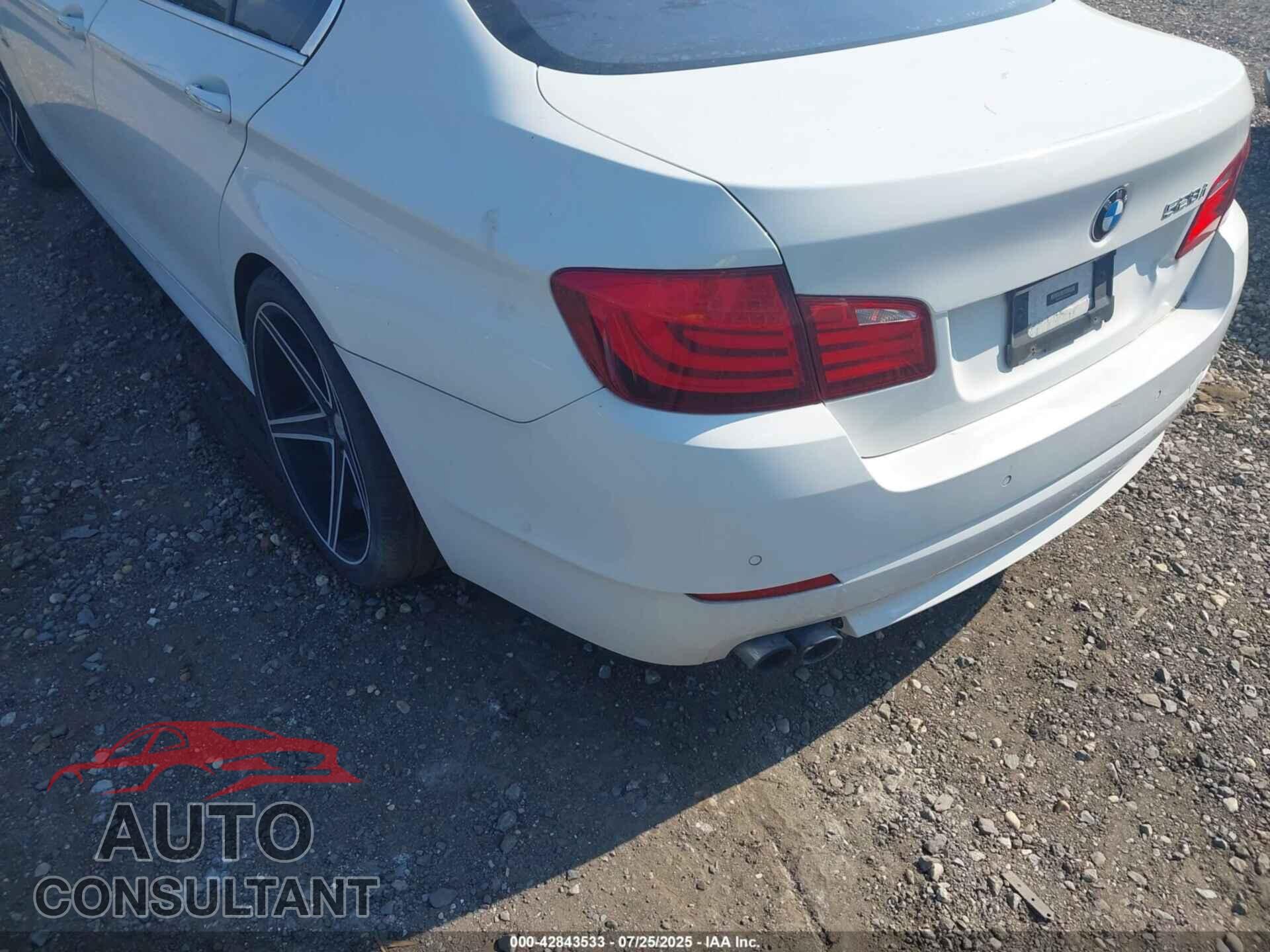 BMW 528I 2012 - WBAXH5C51CDW10155