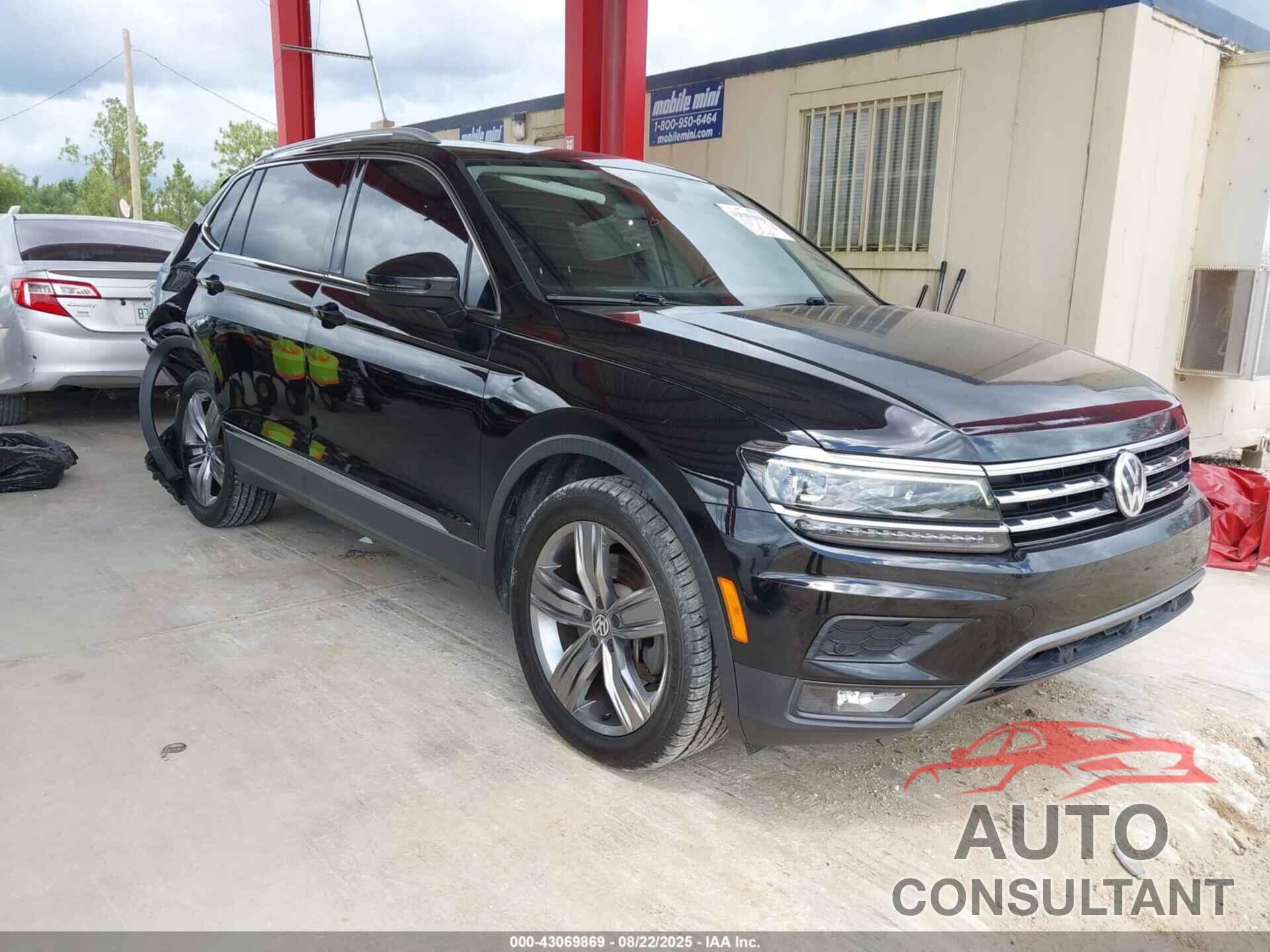 VOLKSWAGEN TIGUAN 2018 - 3VV5B7AXXJM104256