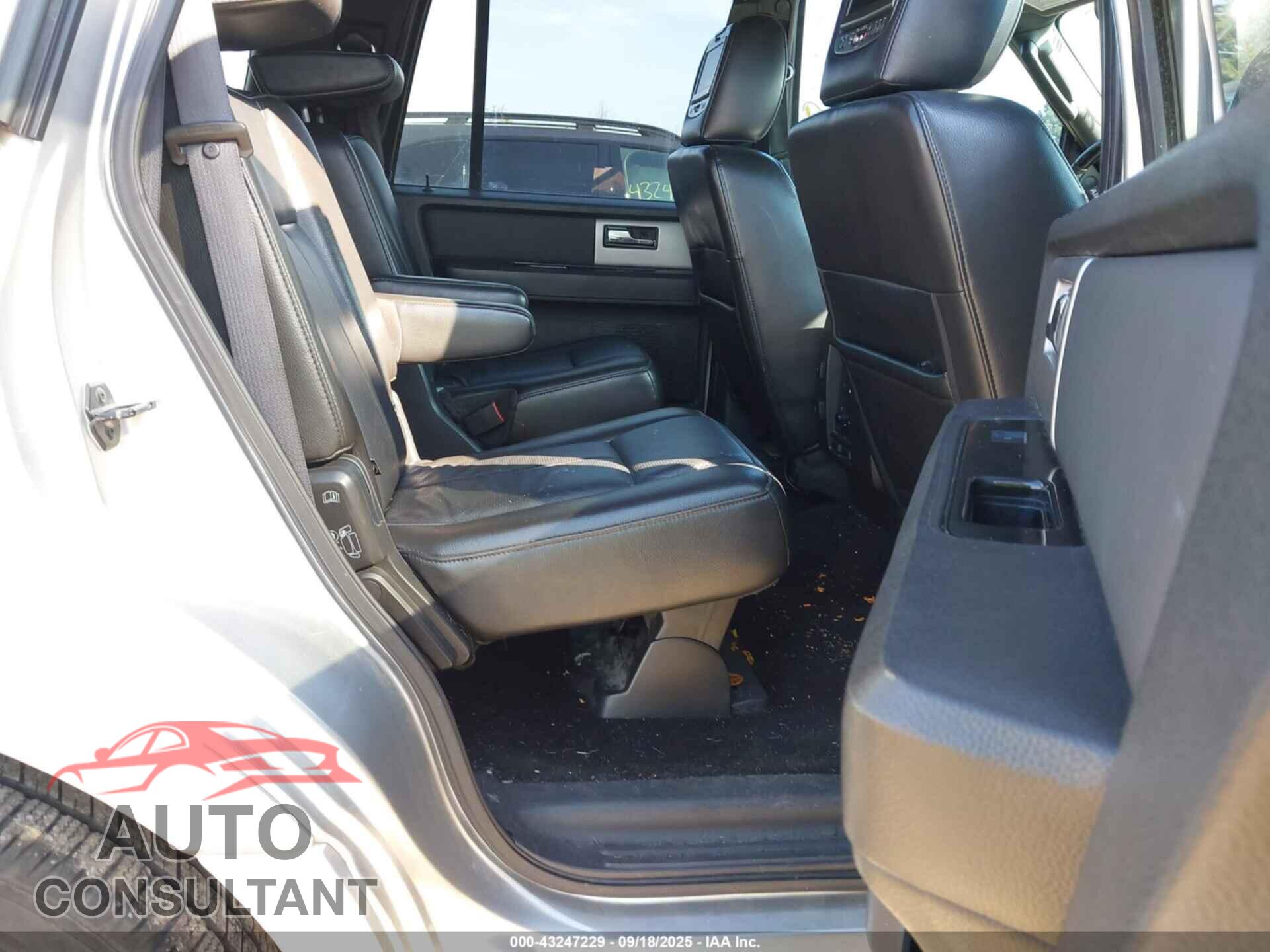 FORD EXPEDITION 2012 - 1FMJU2A56CEF45332