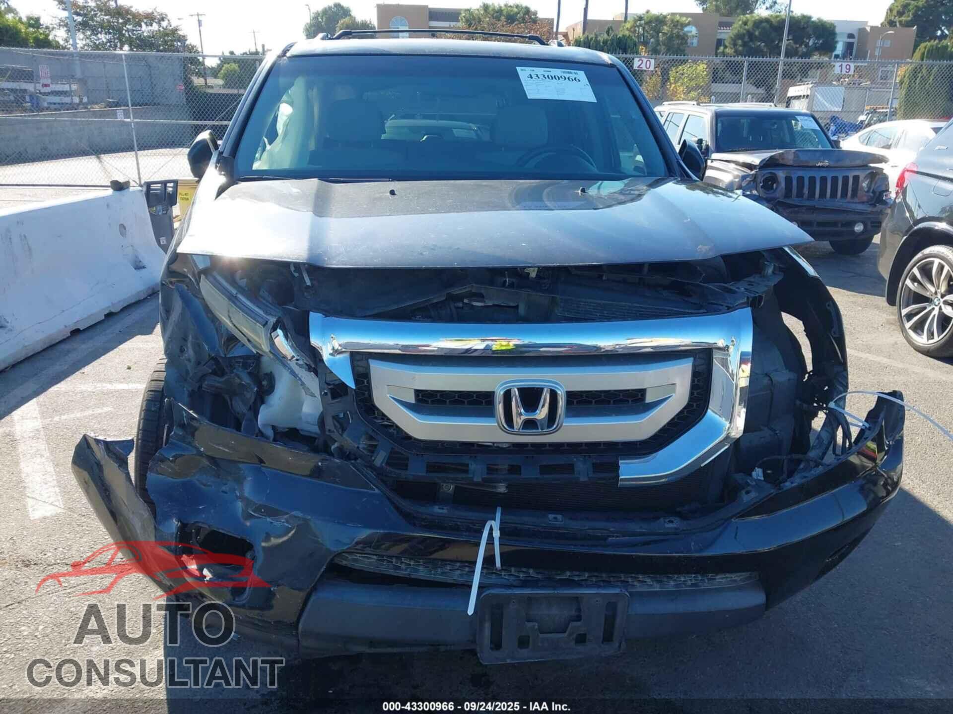 HONDA PILOT 2011 - 5FNYF3H29BB007767