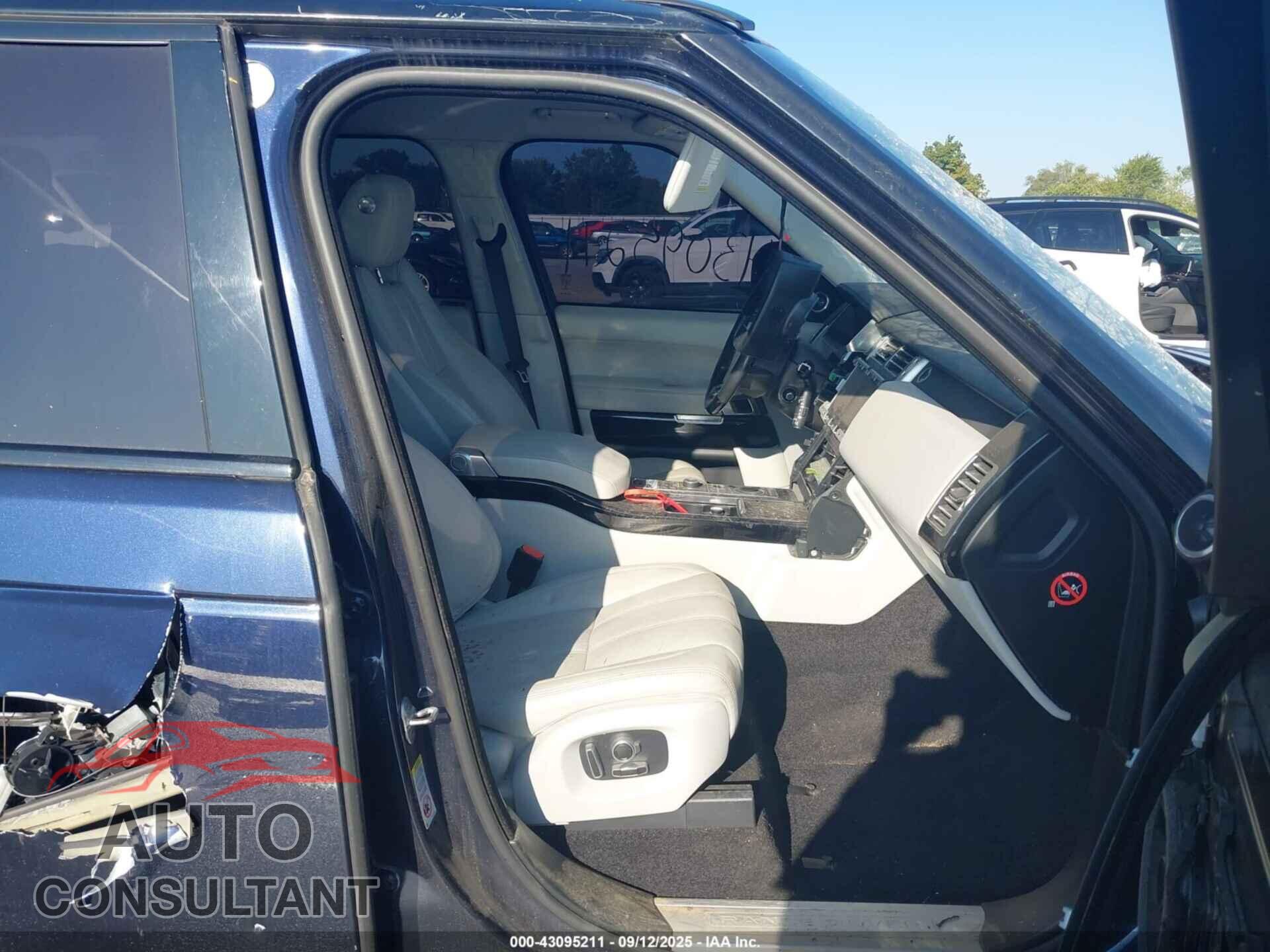 LAND ROVER RANGE ROVER 2017 - SALGS2FE0HA356129
