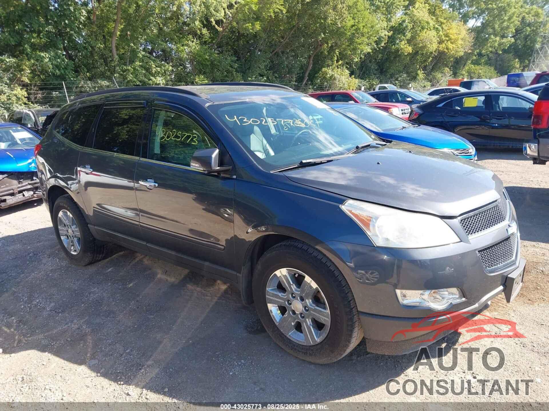CHEVROLET TRAVERSE 2011 - 1GNKVJED8BJ213357