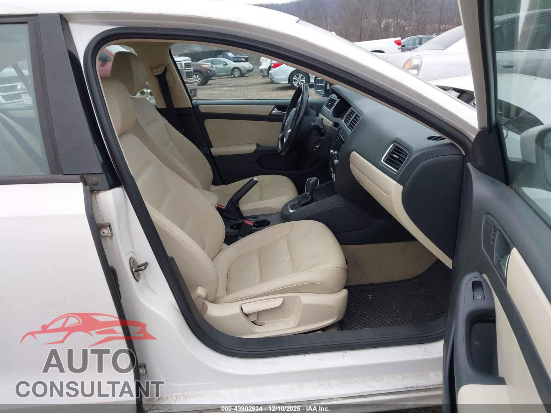 VOLKSWAGEN JETTA 2012 - 3VWDP7AJ0CM363863