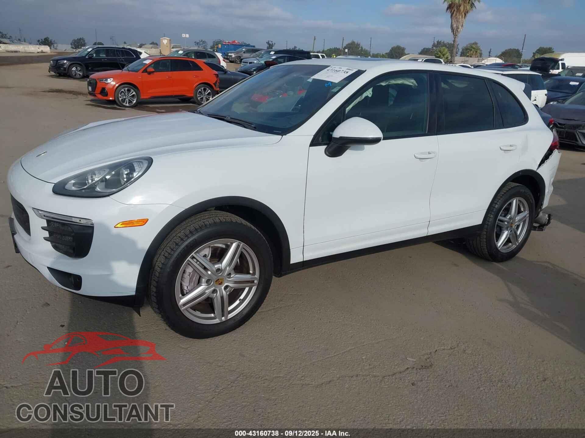 PORSCHE CAYENNE 2016 - WP1AA2A21GLA11027