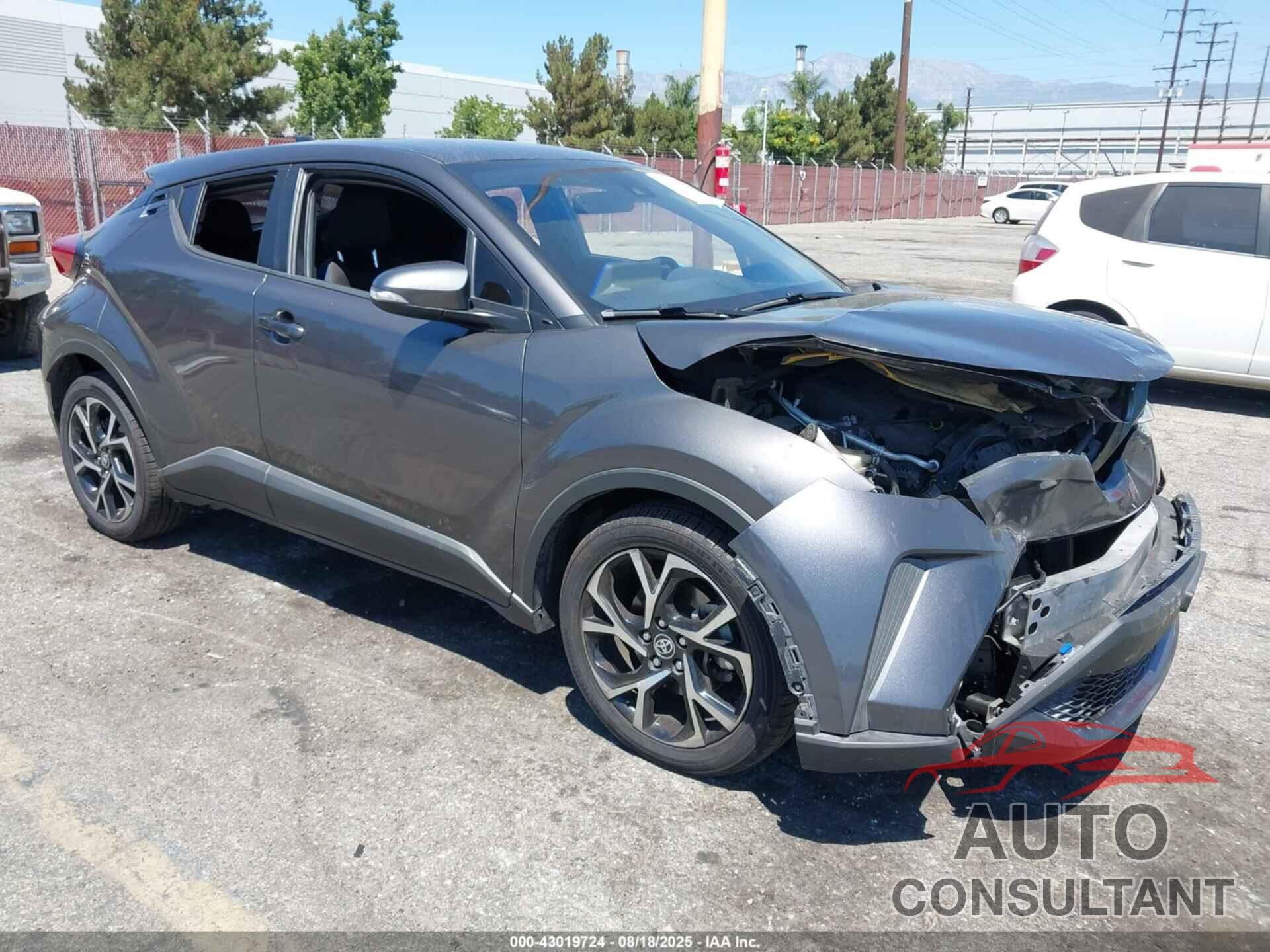 TOYOTA C-HR 2020 - JTNKHMBX3L1070282