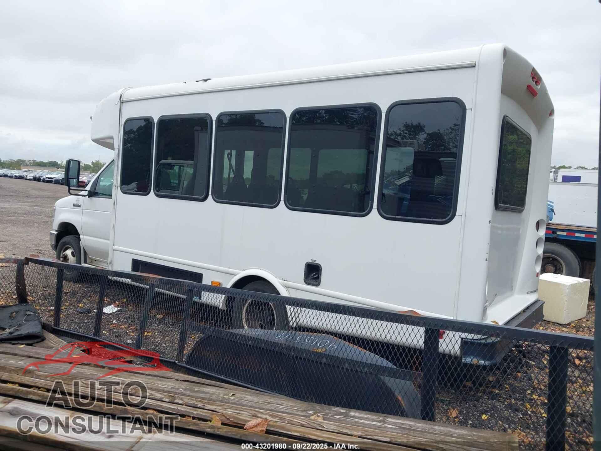 FORD E-350 CUTAWAY 2015 - 1FDEE3FS2FDA07465