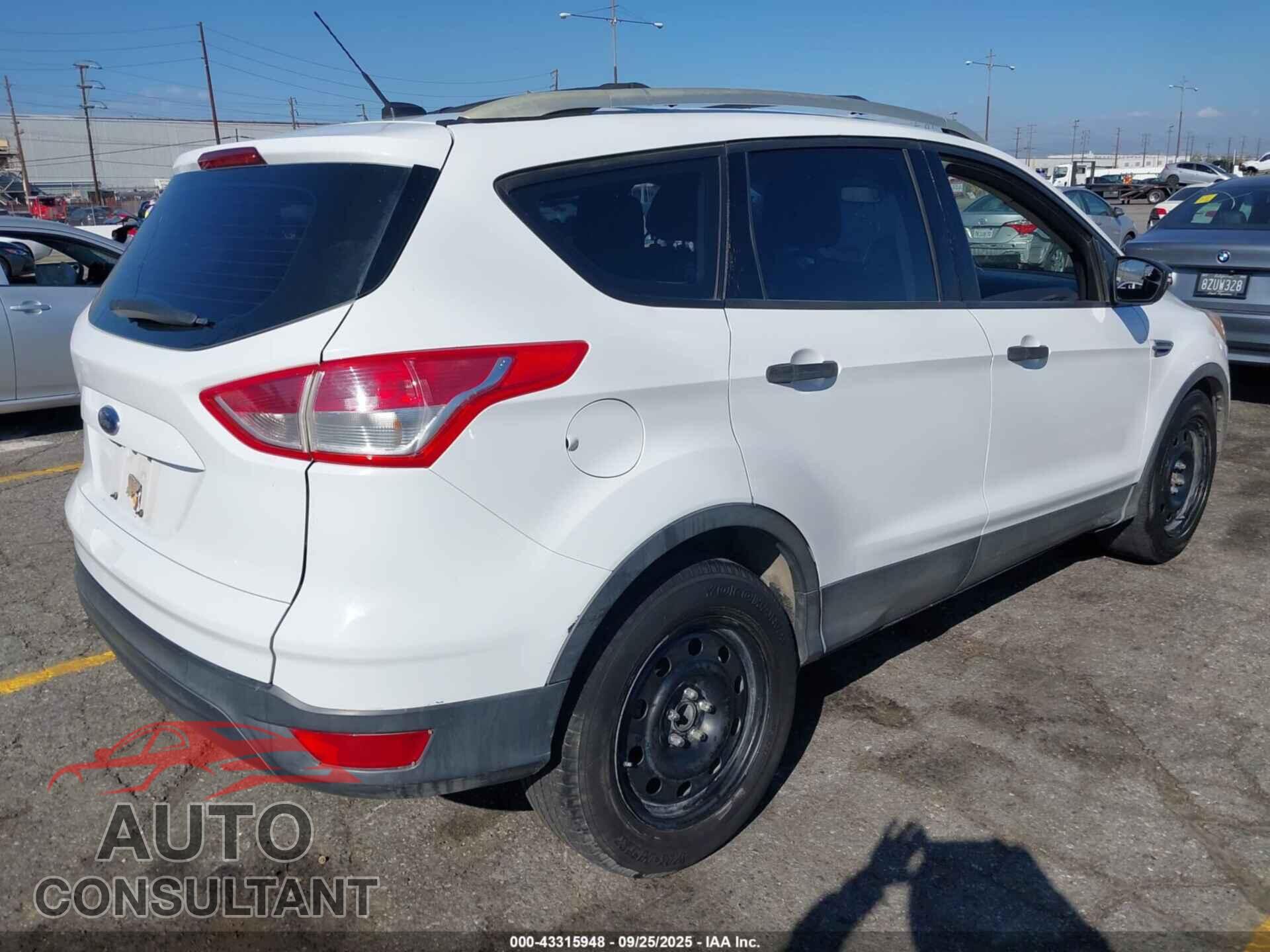 FORD ESCAPE 2015 - 1FMCU0F71FUC79980