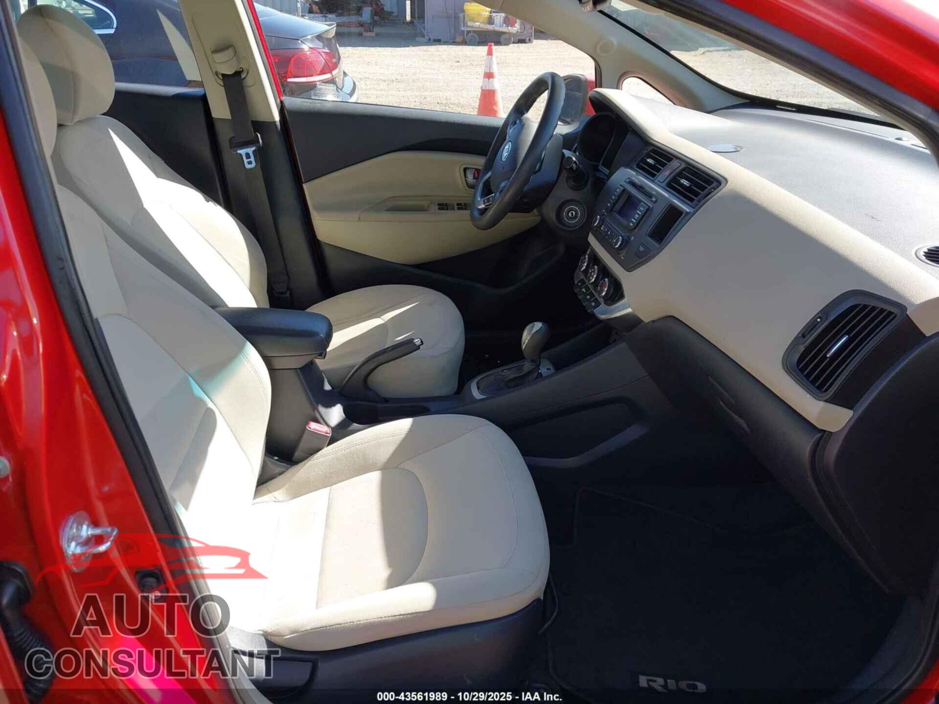 KIA RIO 2013 - KNADN4A33D6103092