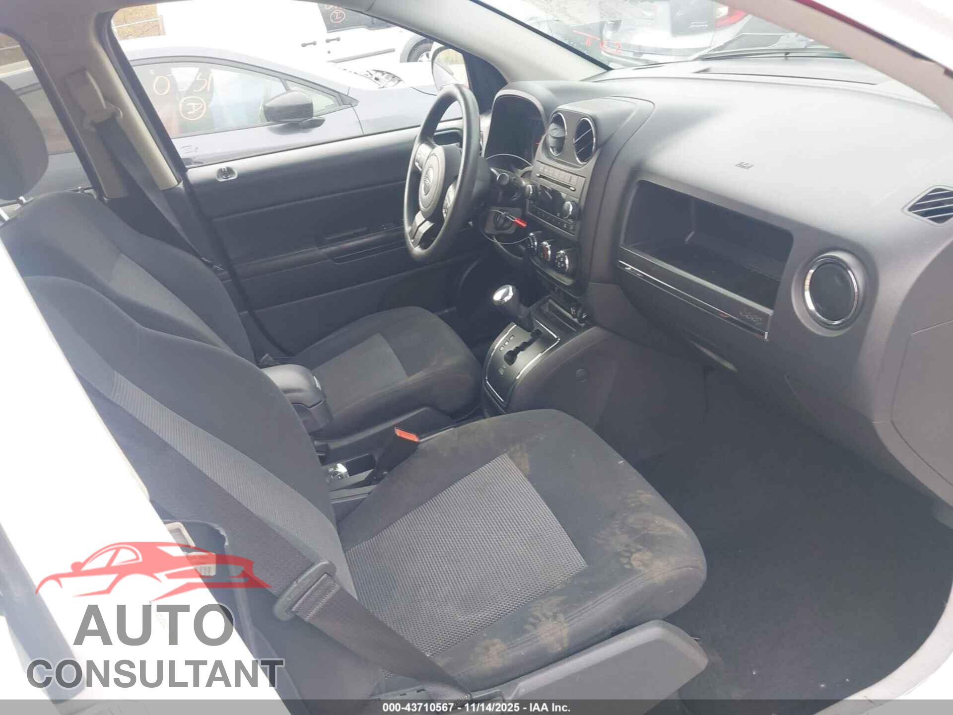 JEEP COMPASS 2011 - 1J4NF1FB7BD223404