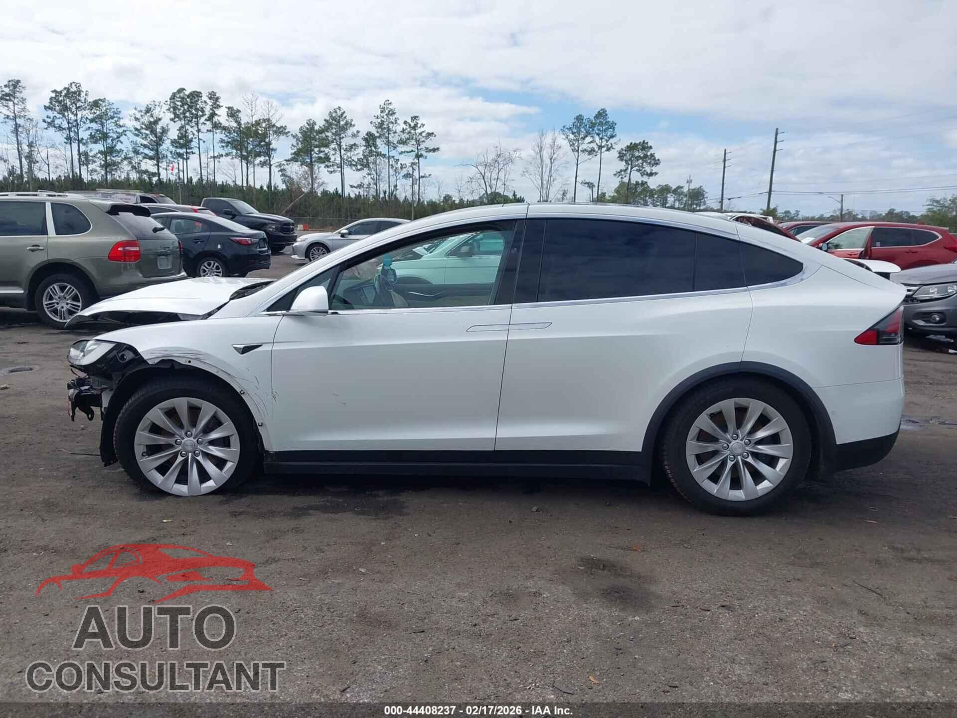 TESLA MODEL X 2017 - 5YJXCDE26HF065732