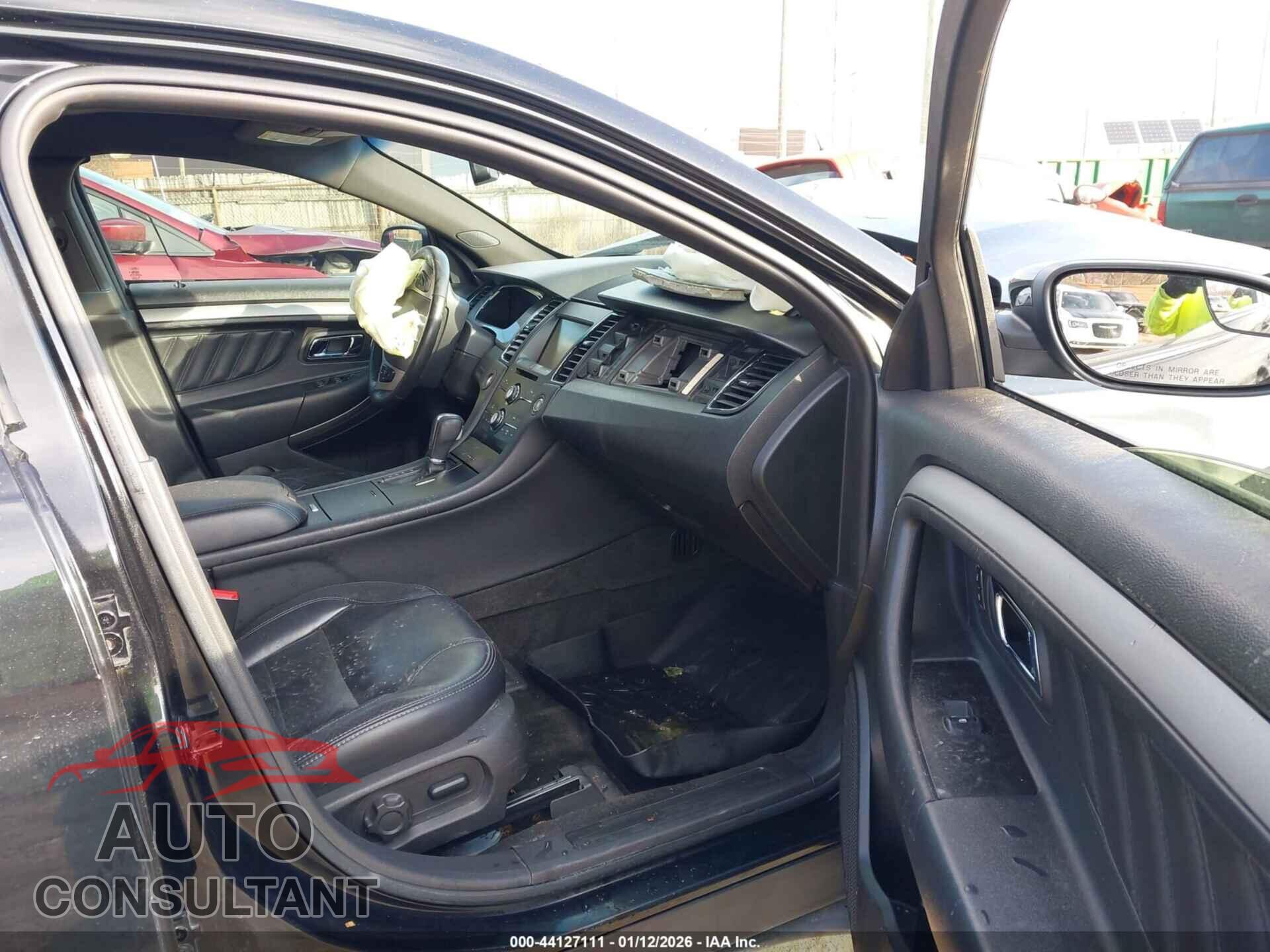 FORD TAURUS 2013 - 1FAHP2E82DG123777