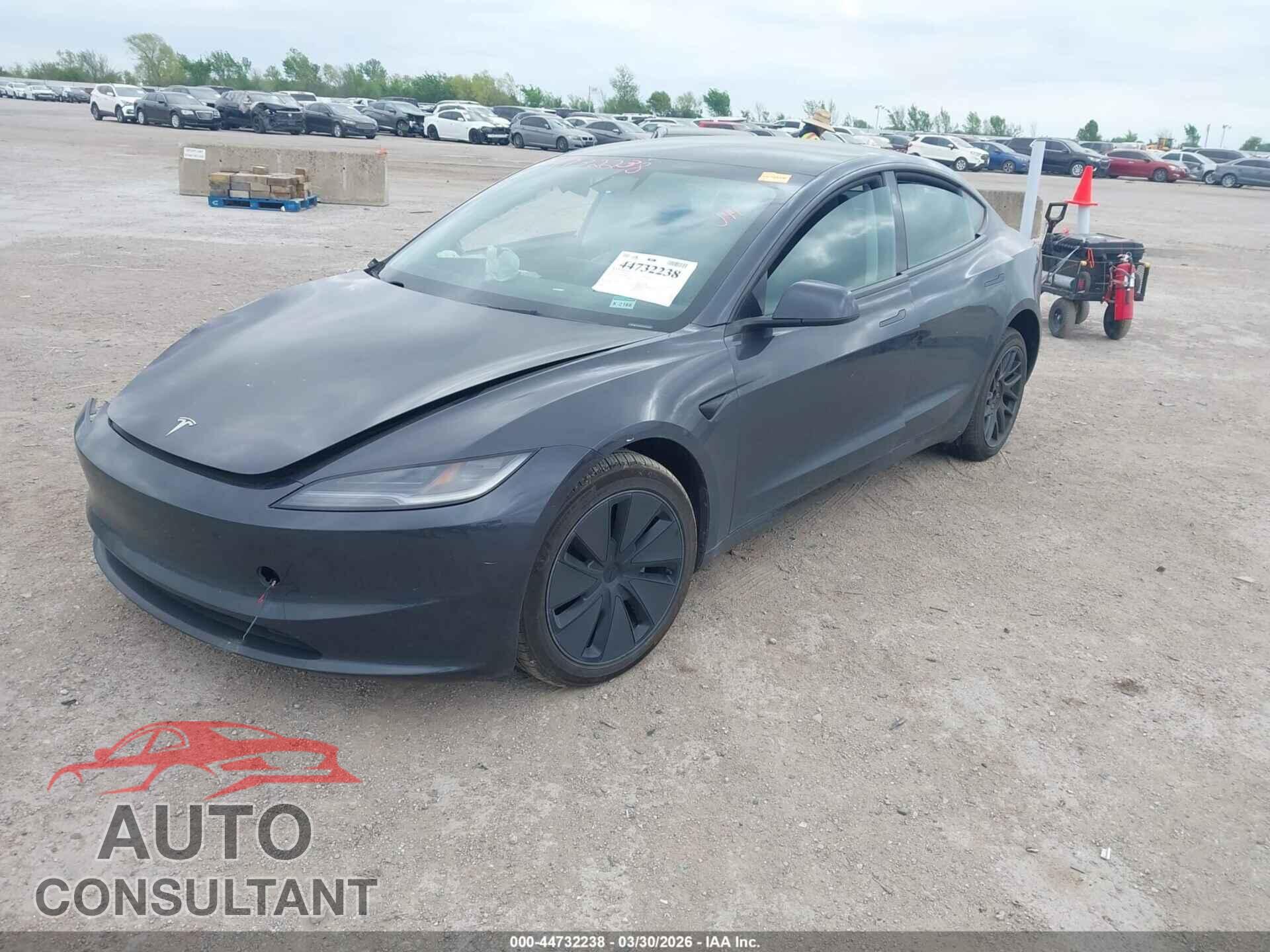 TESLA MODEL 3 2025 - 5YJ3E1EA9SF908005