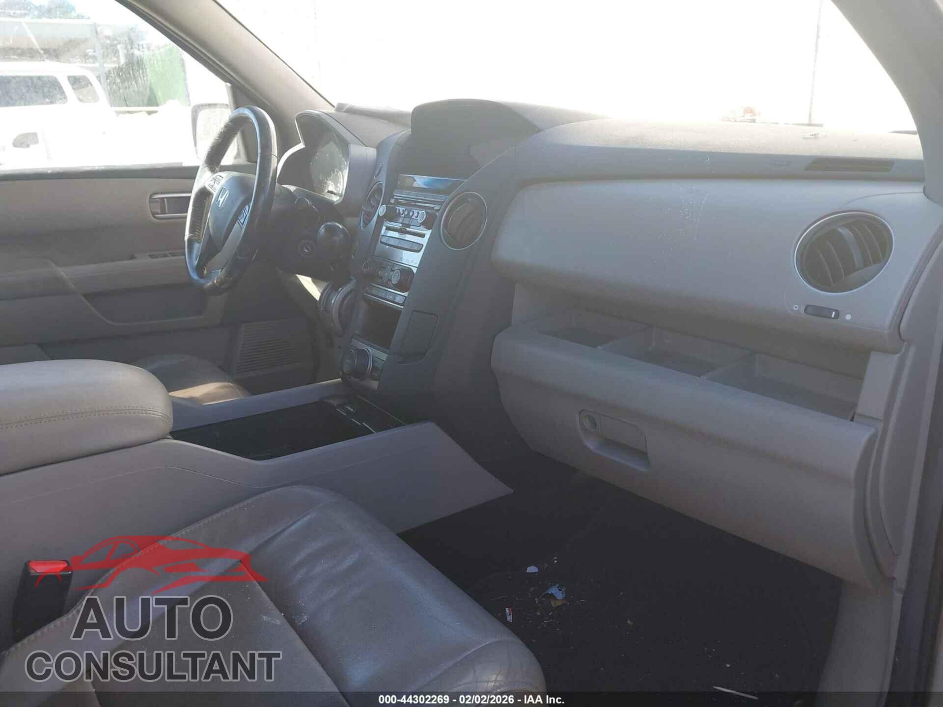 HONDA PILOT 2012 - 5FNYF4H65CB001877